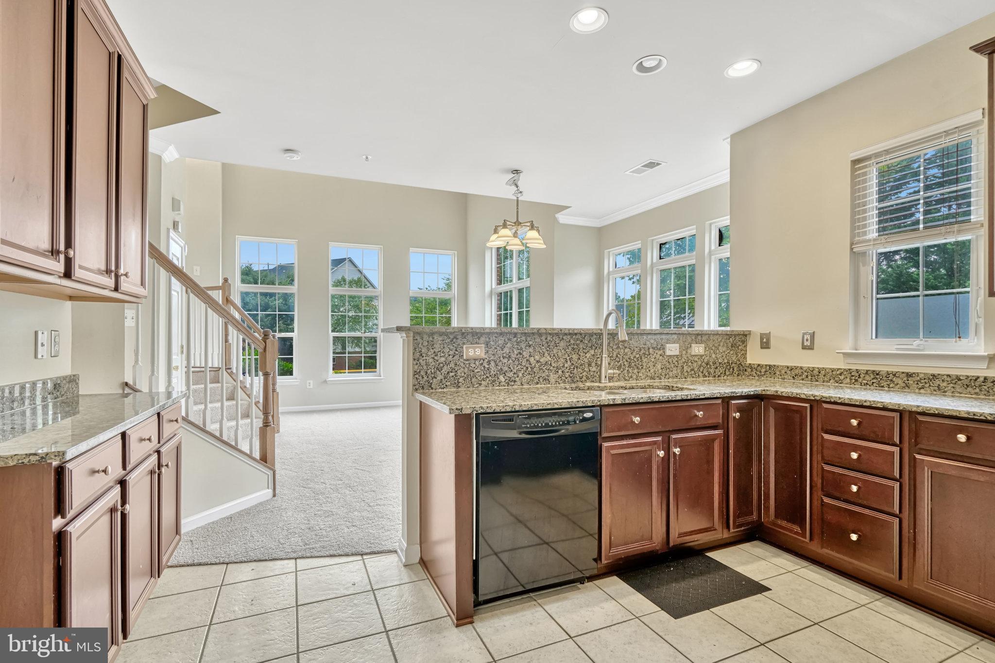 MANASSAS PARK - Residential