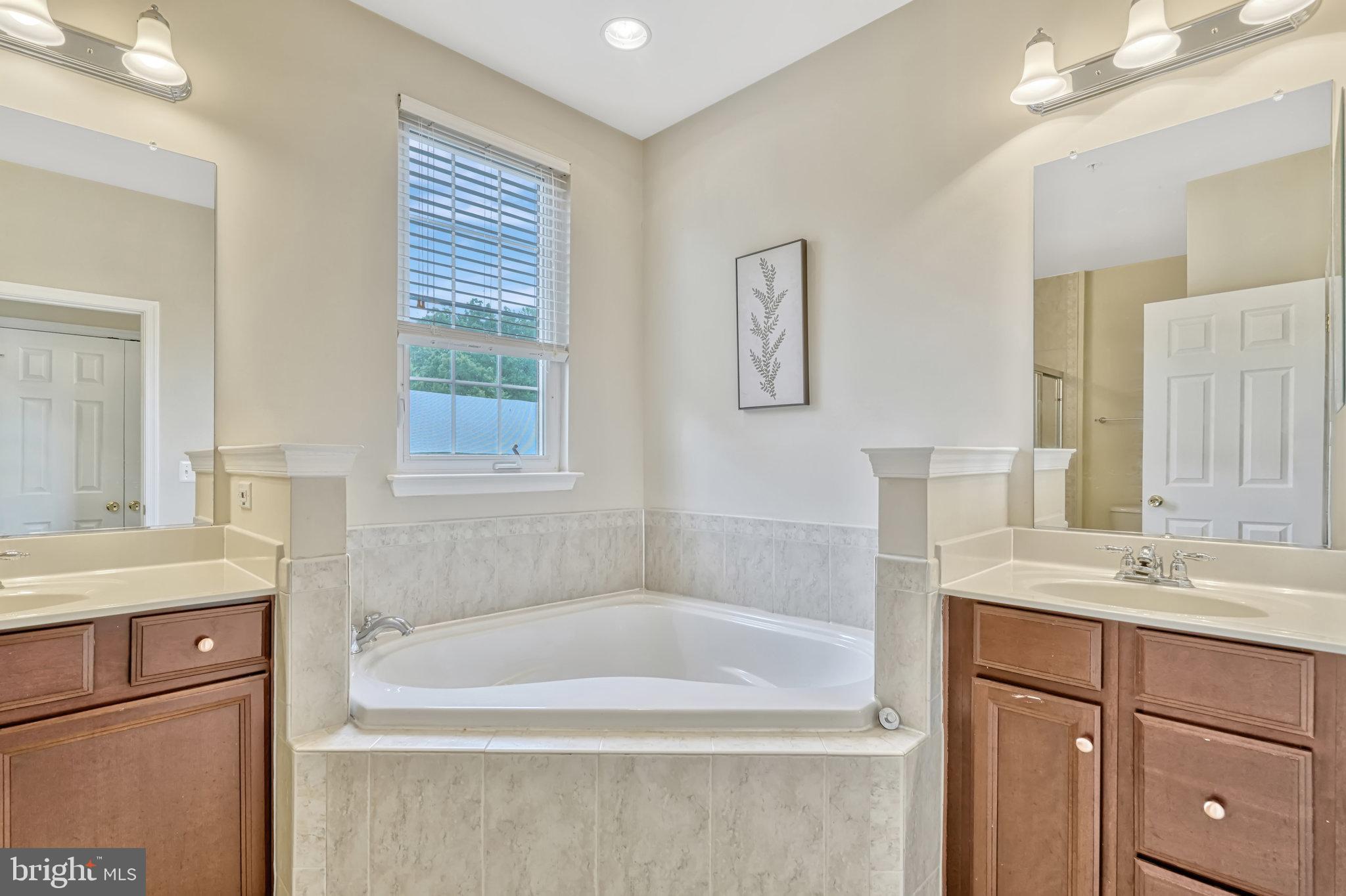 MANASSAS PARK - Residential