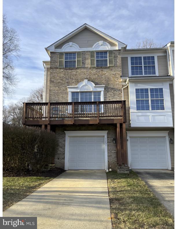 CARRIAGE PARK - Residential