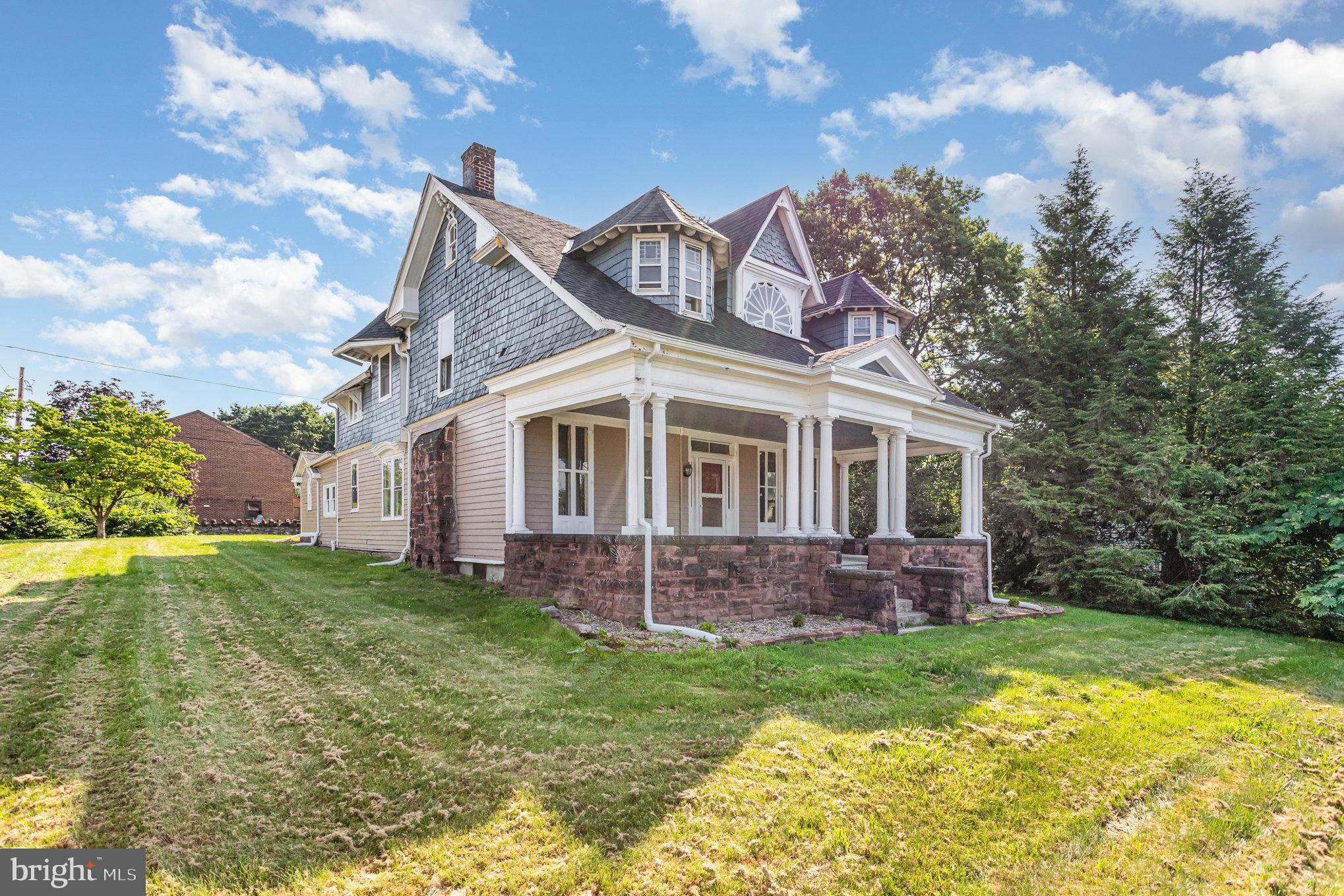 331 SHORT STREET