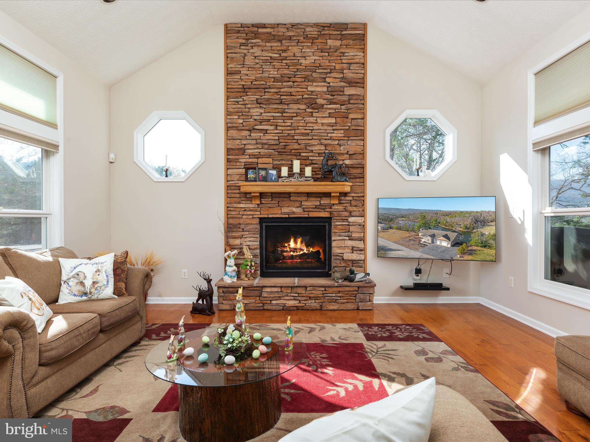 FALCON HAVEN - Residential