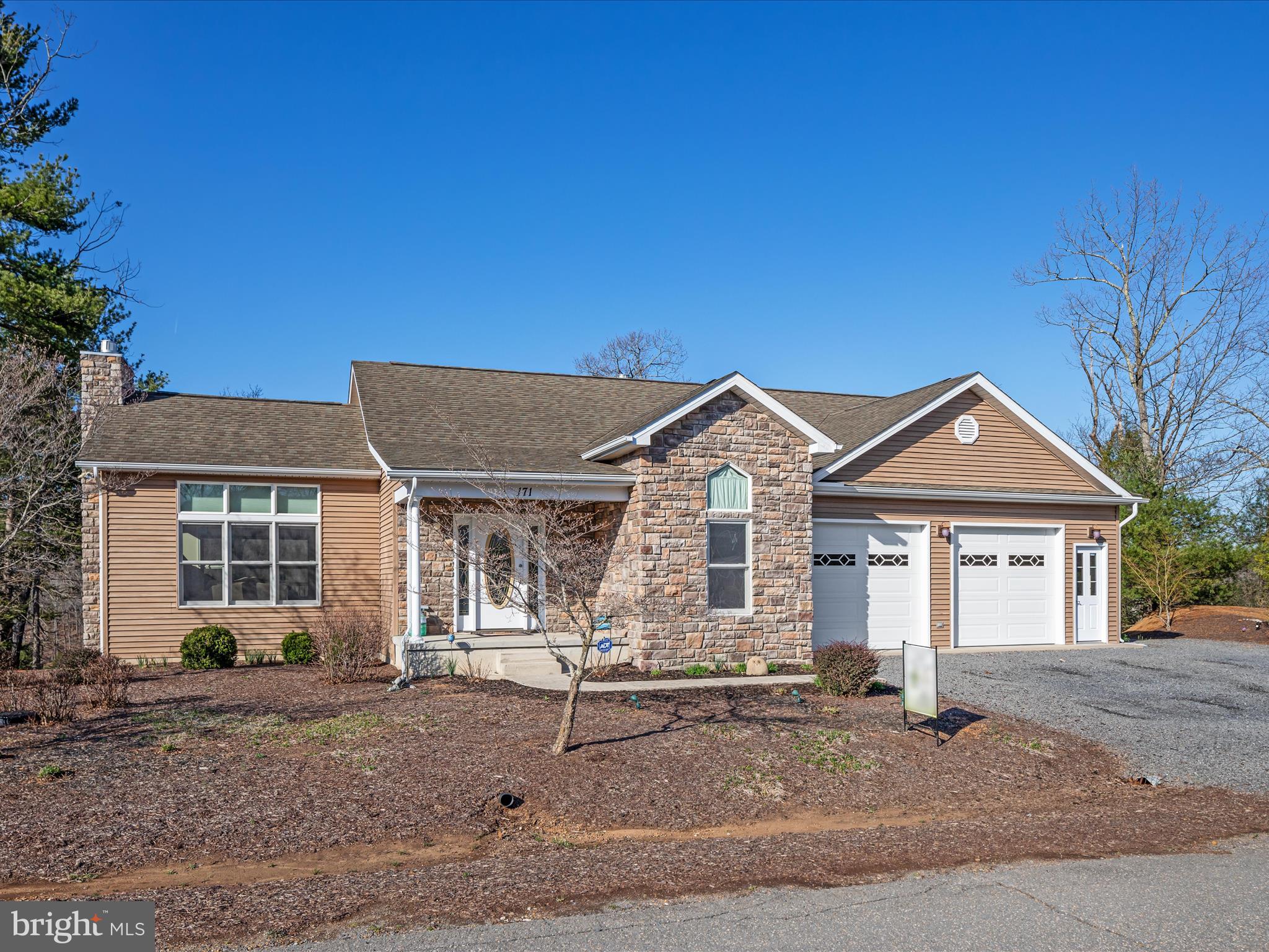 FALCON HAVEN - Residential