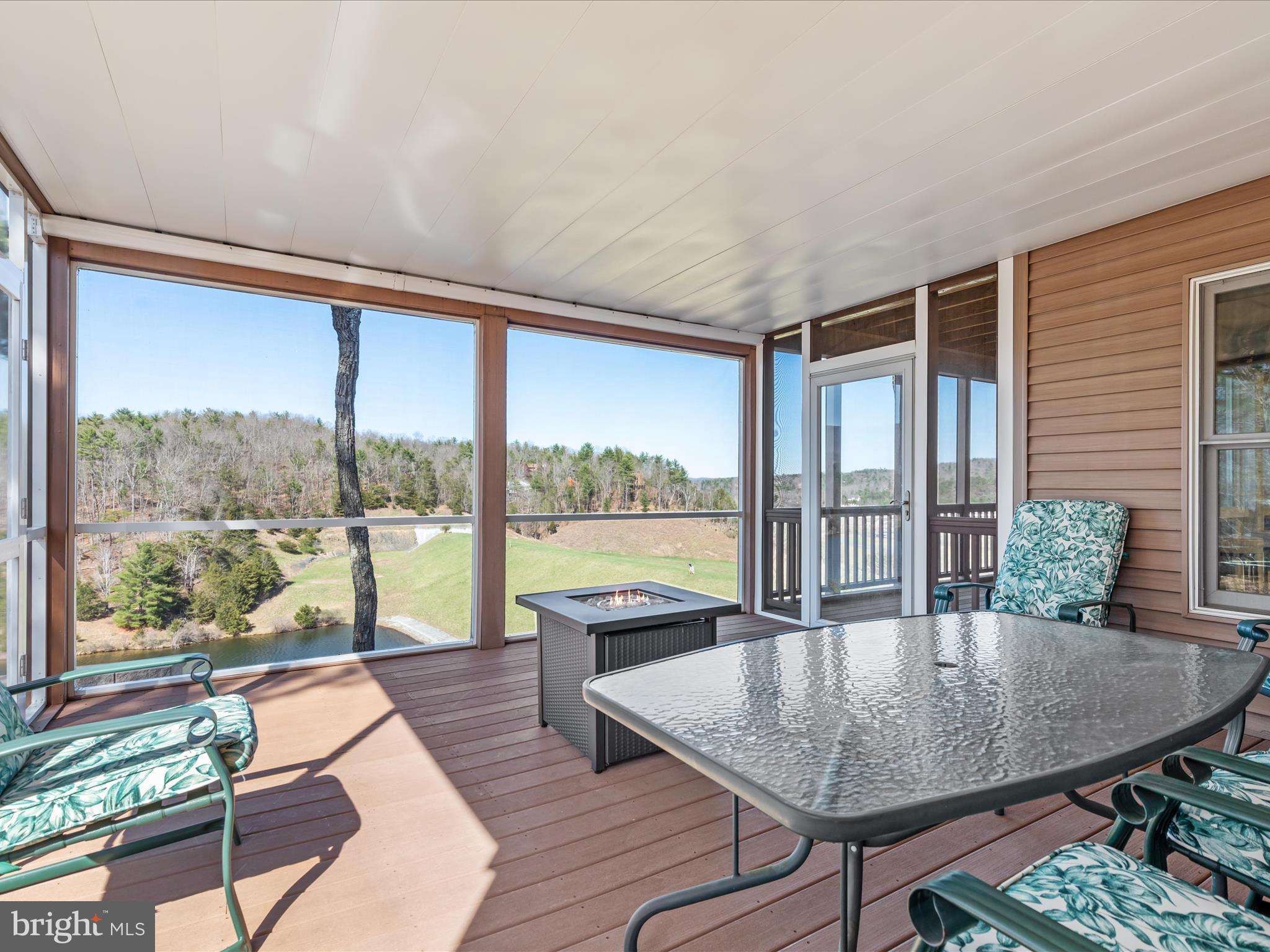 FALCON HAVEN - Residential