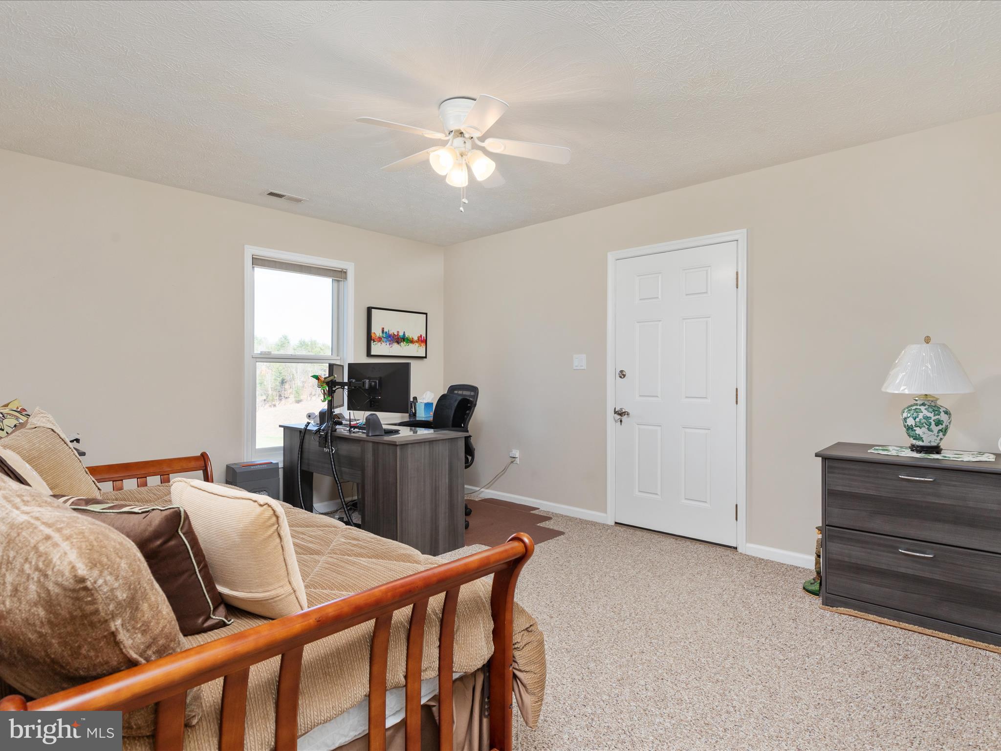 FALCON HAVEN - Residential