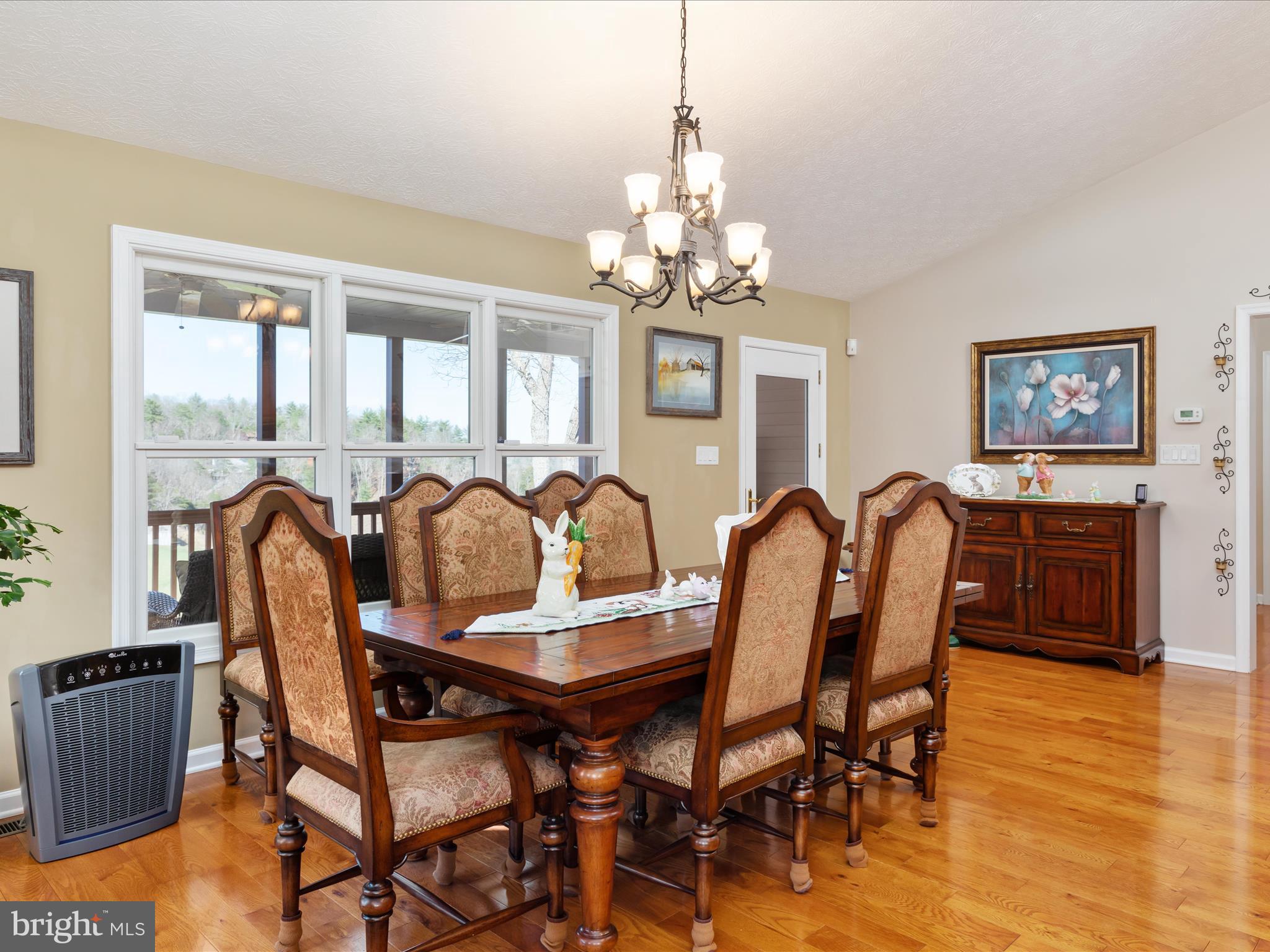 FALCON HAVEN - Residential