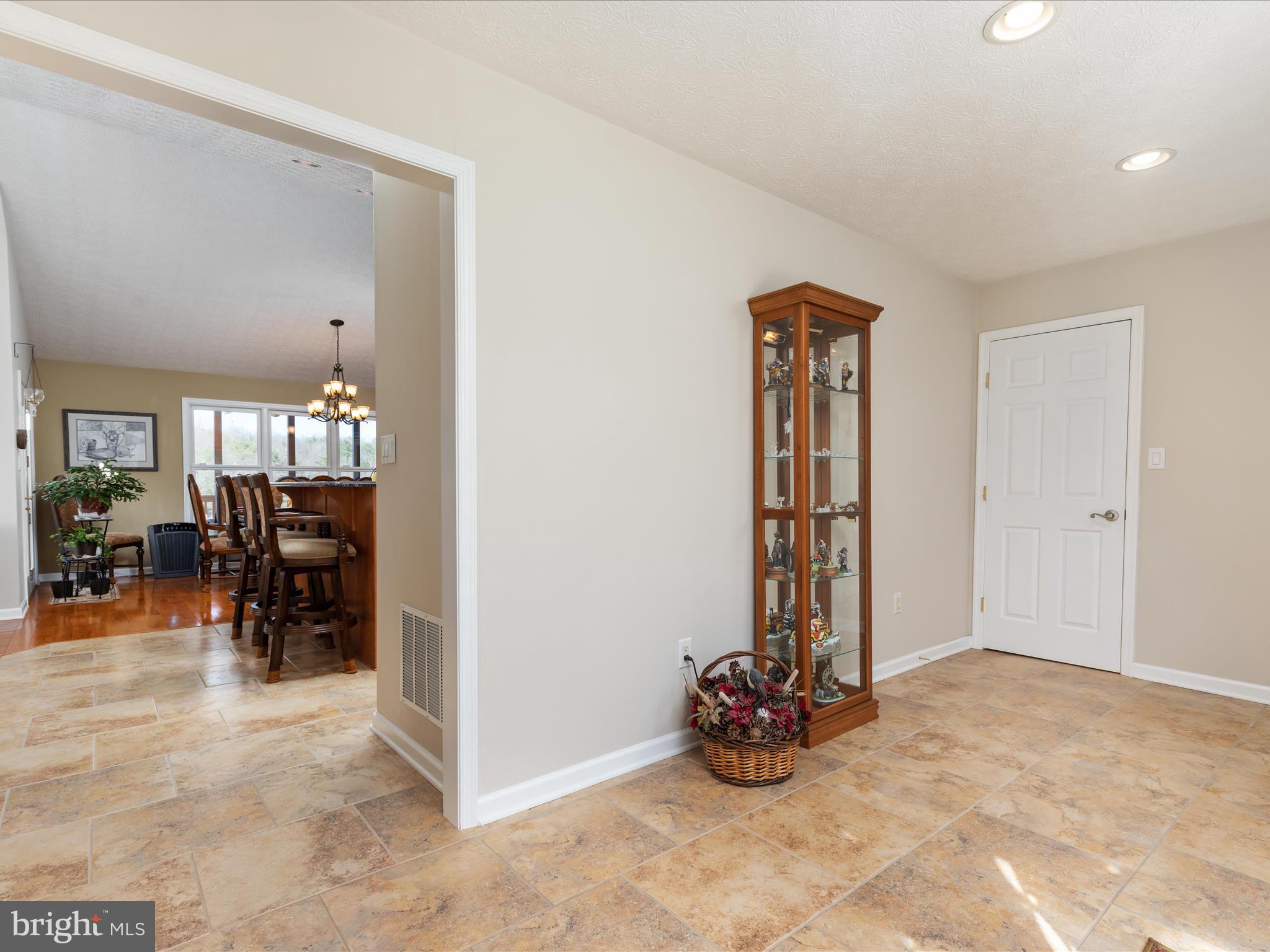 FALCON HAVEN - Residential