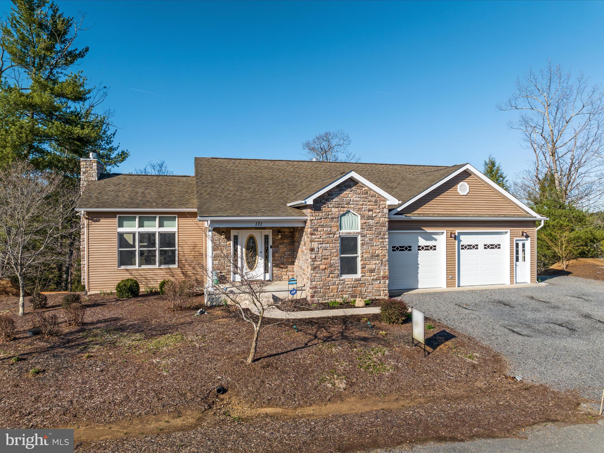 FALCON HAVEN - Residential