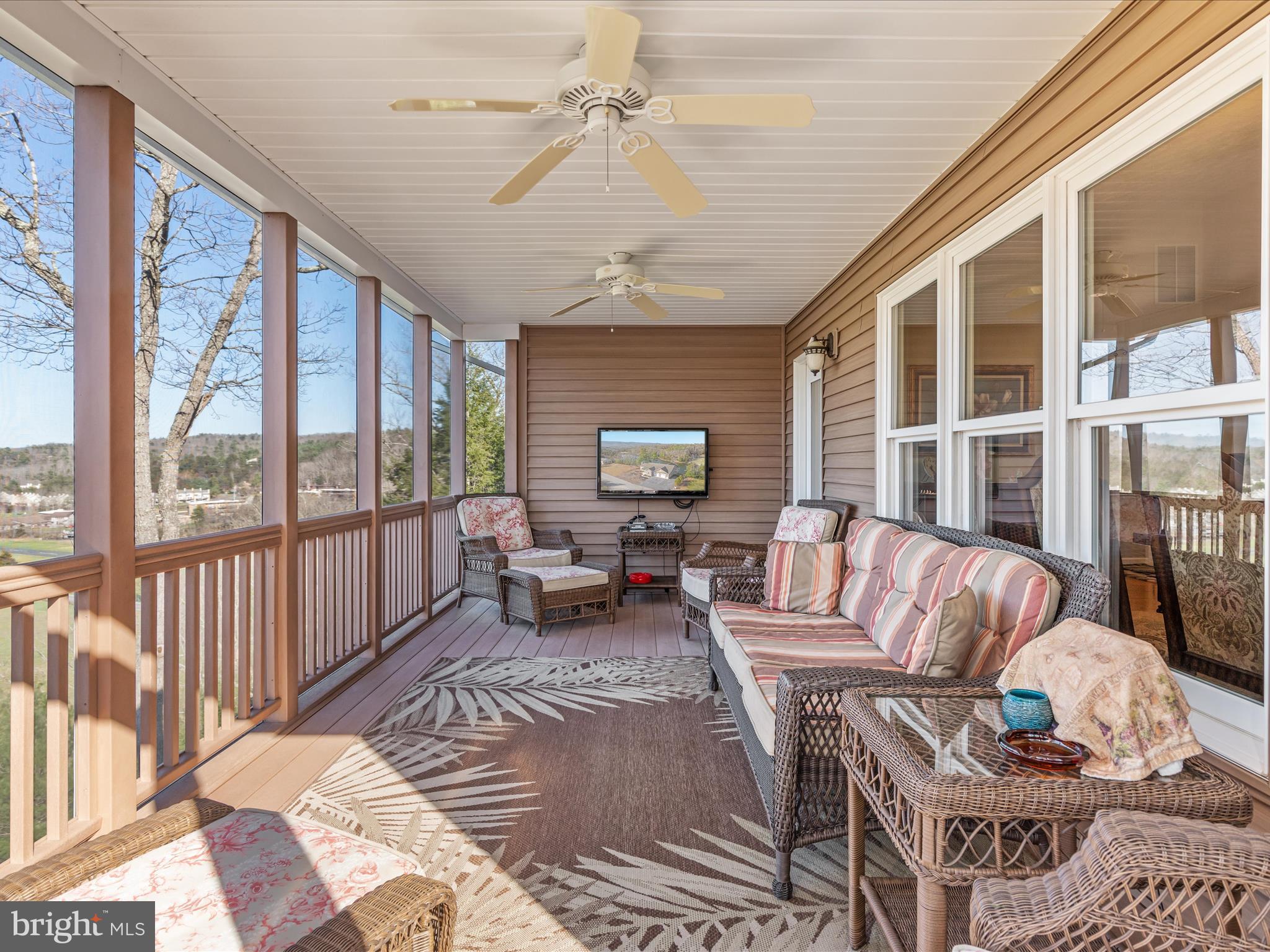 FALCON HAVEN - Residential