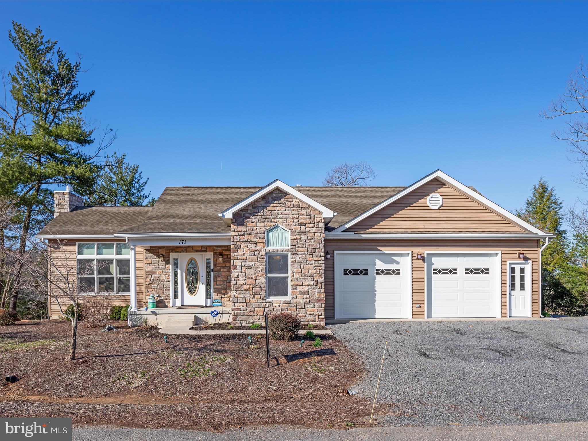 FALCON HAVEN - Residential