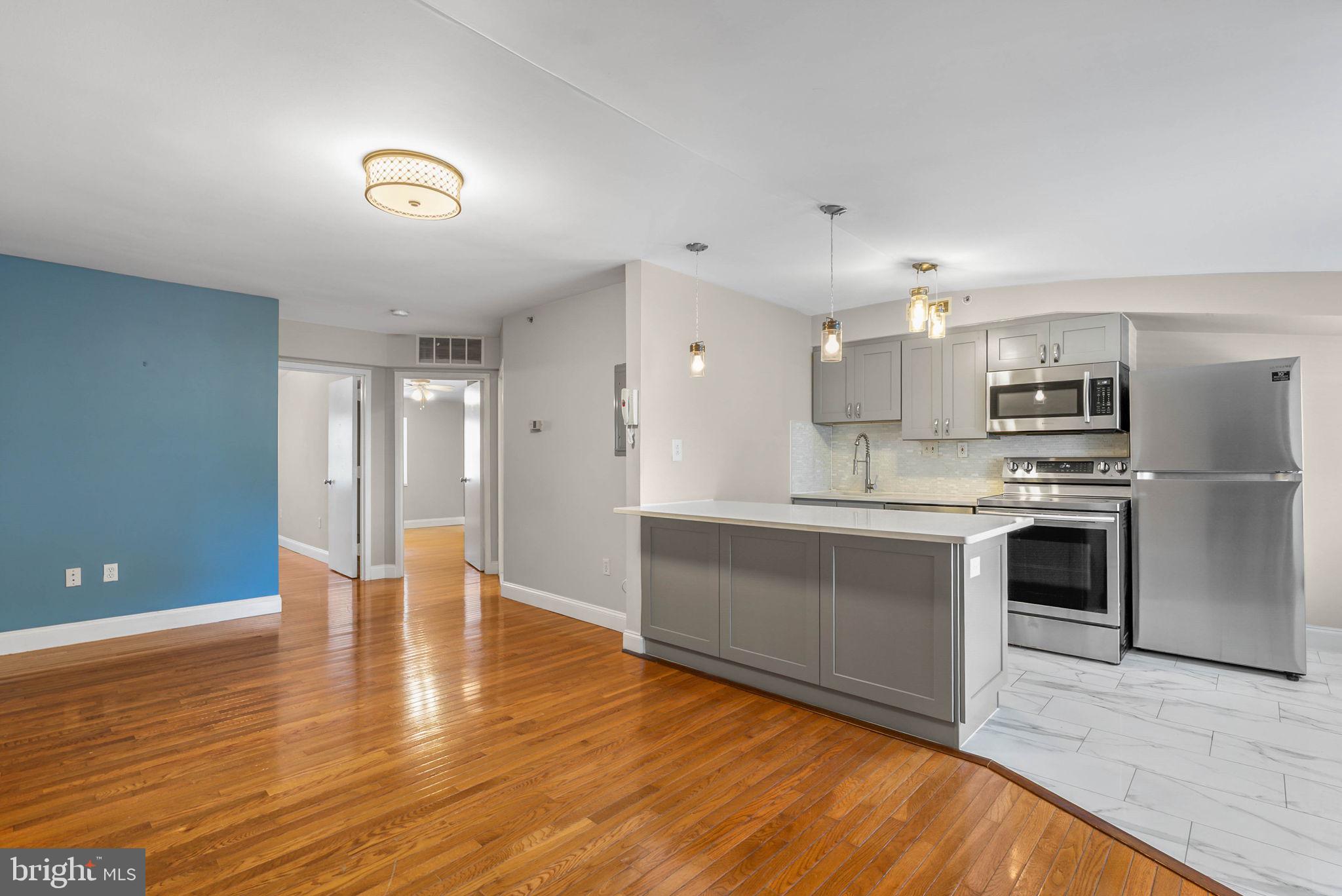 303 S 11TH STREET 305 15