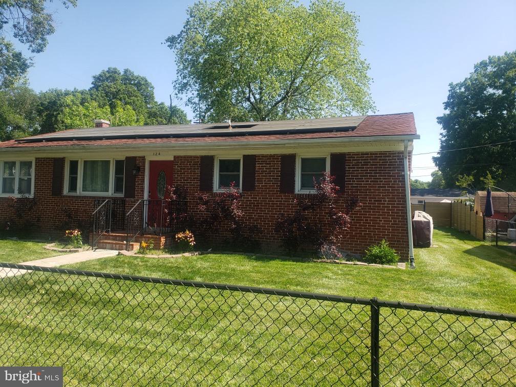 WOODLAND VILLAGE IND HEA - Residential Lease