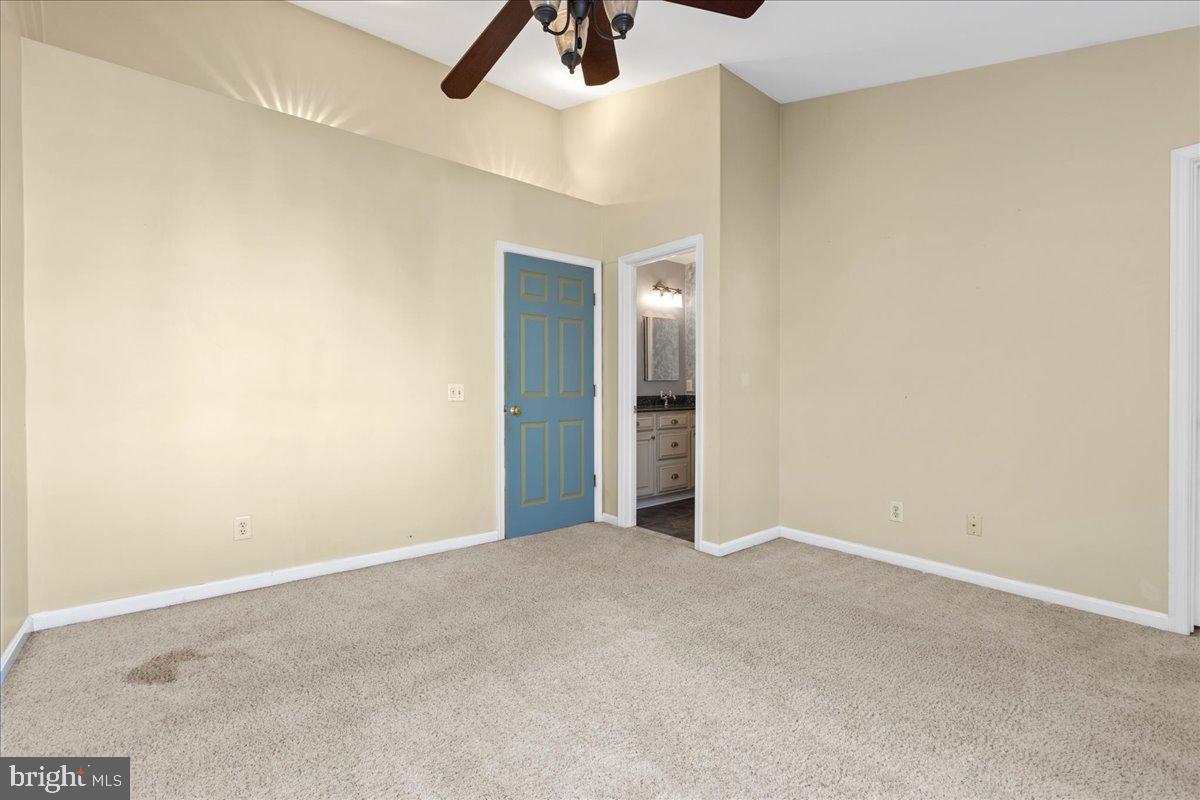 SOUTH RIVER COLONY - Residential