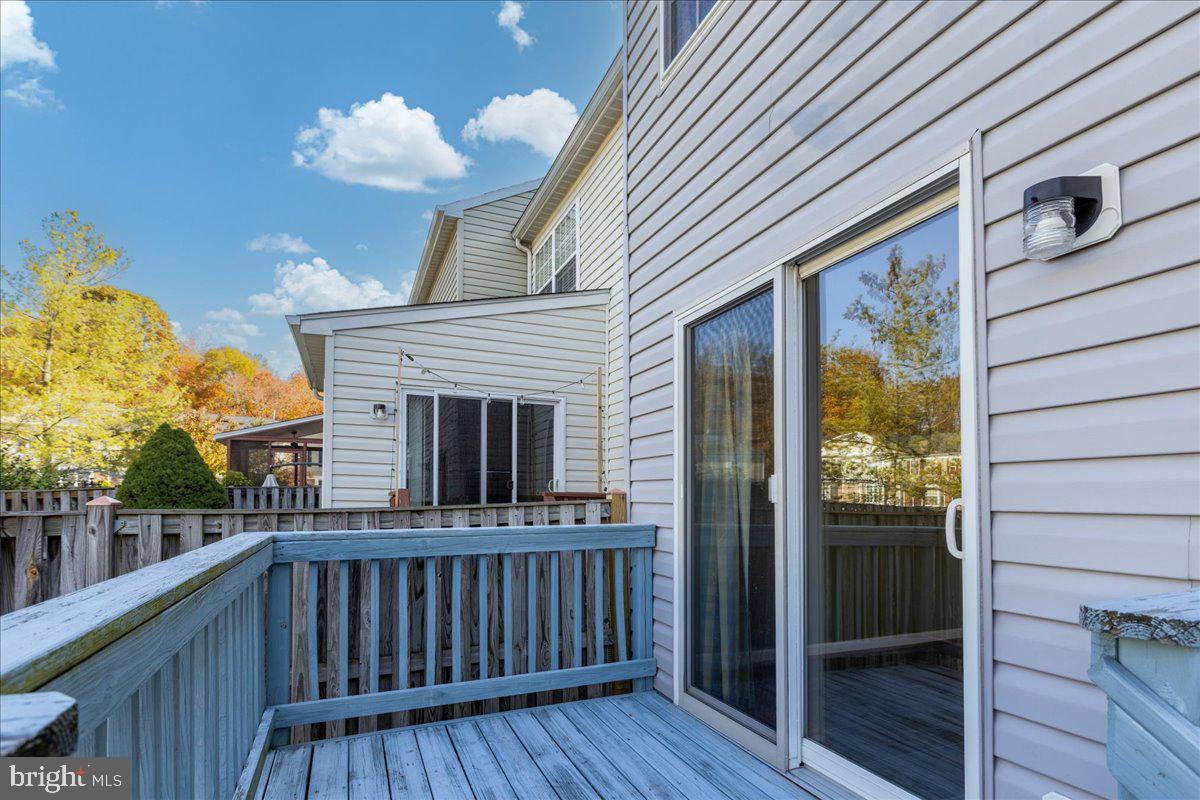 SOUTH RIVER COLONY - Residential