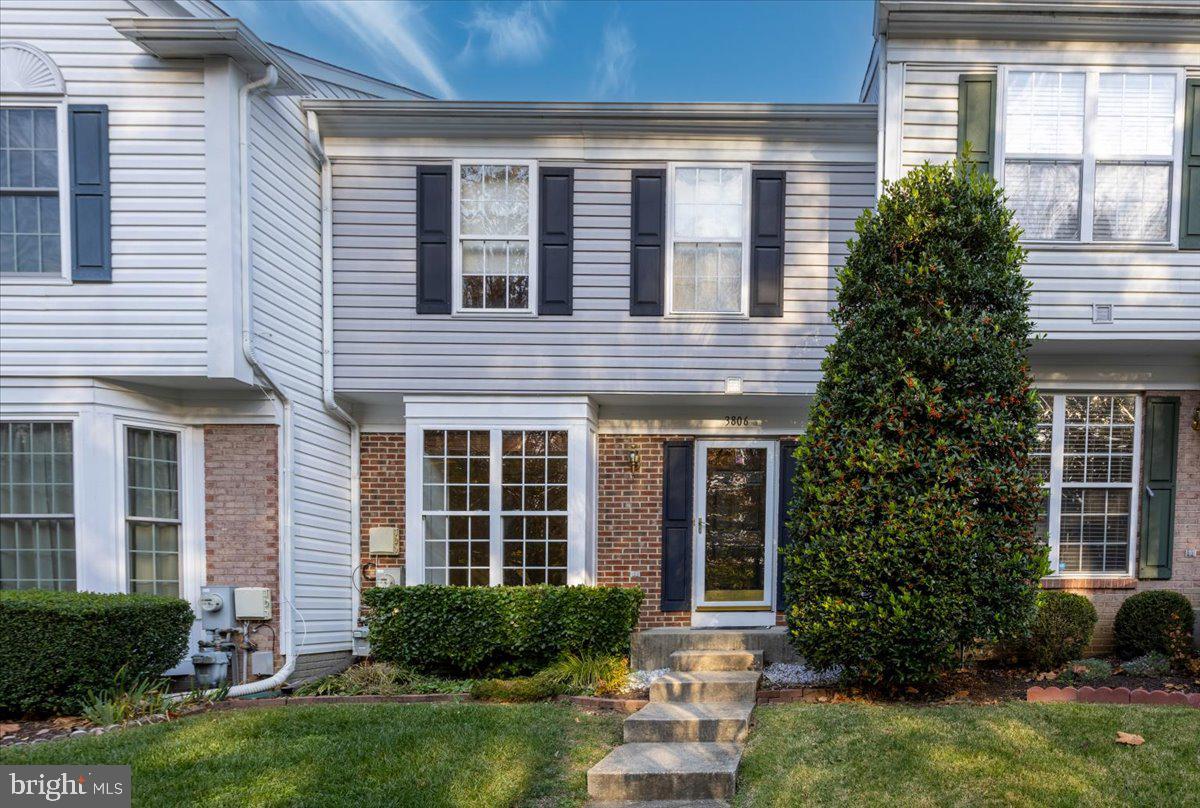 SOUTH RIVER COLONY - Residential