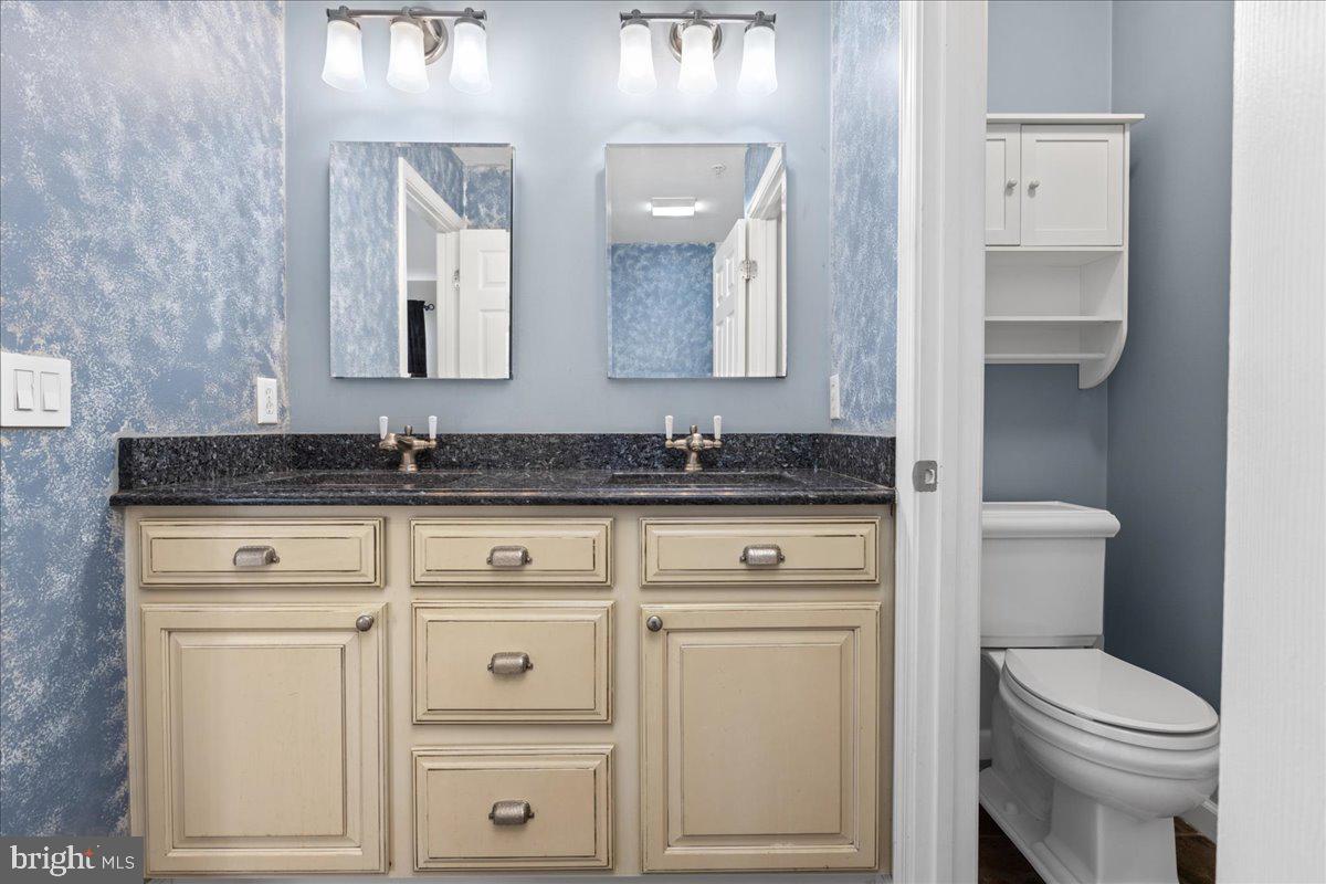 SOUTH RIVER COLONY - Residential