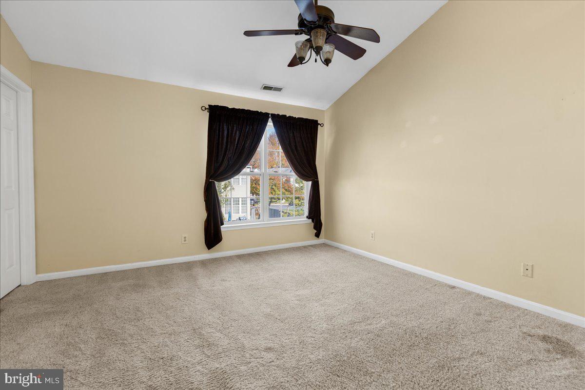 SOUTH RIVER COLONY - Residential