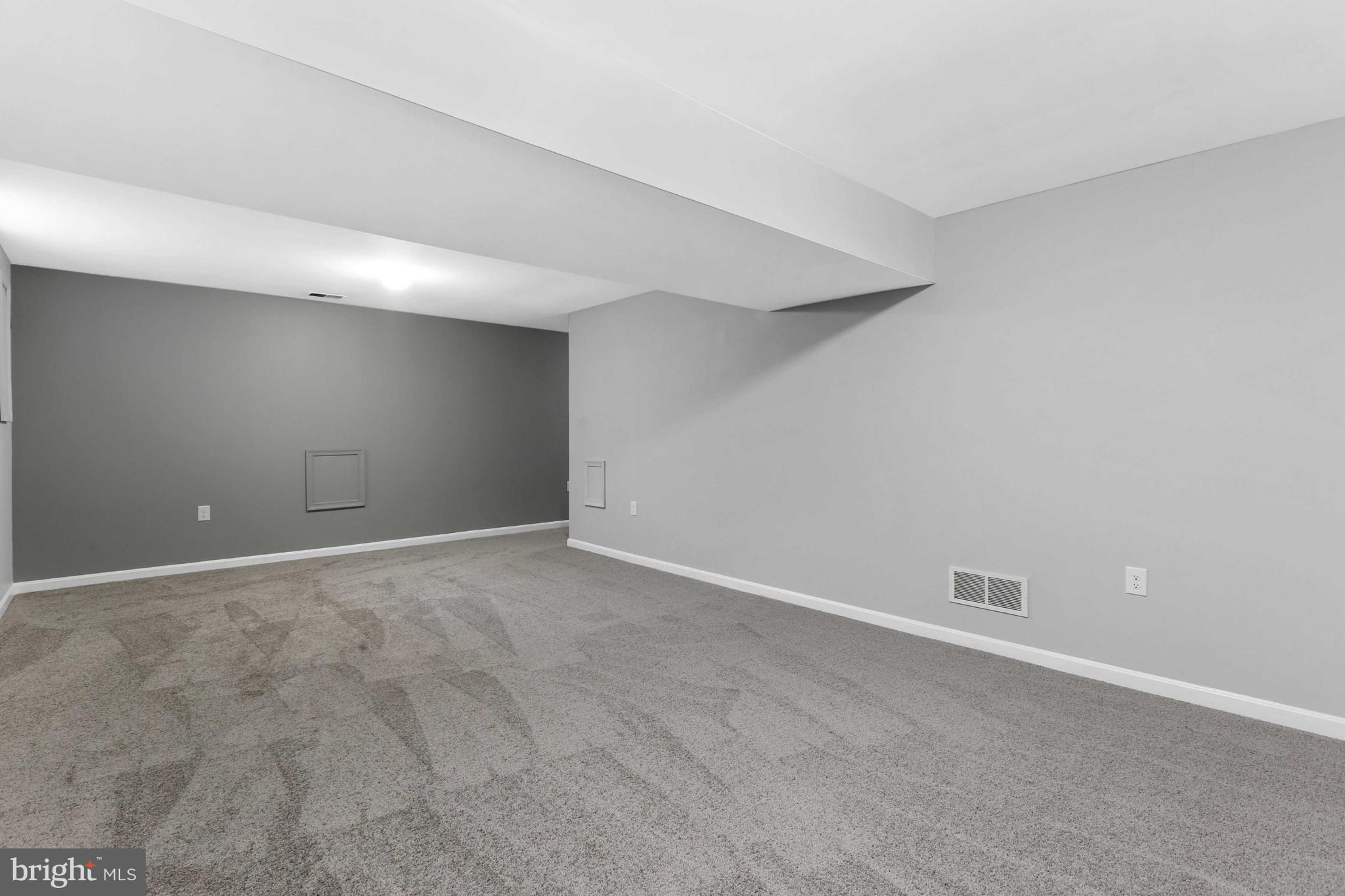 SILVER HILL FARM - Residential