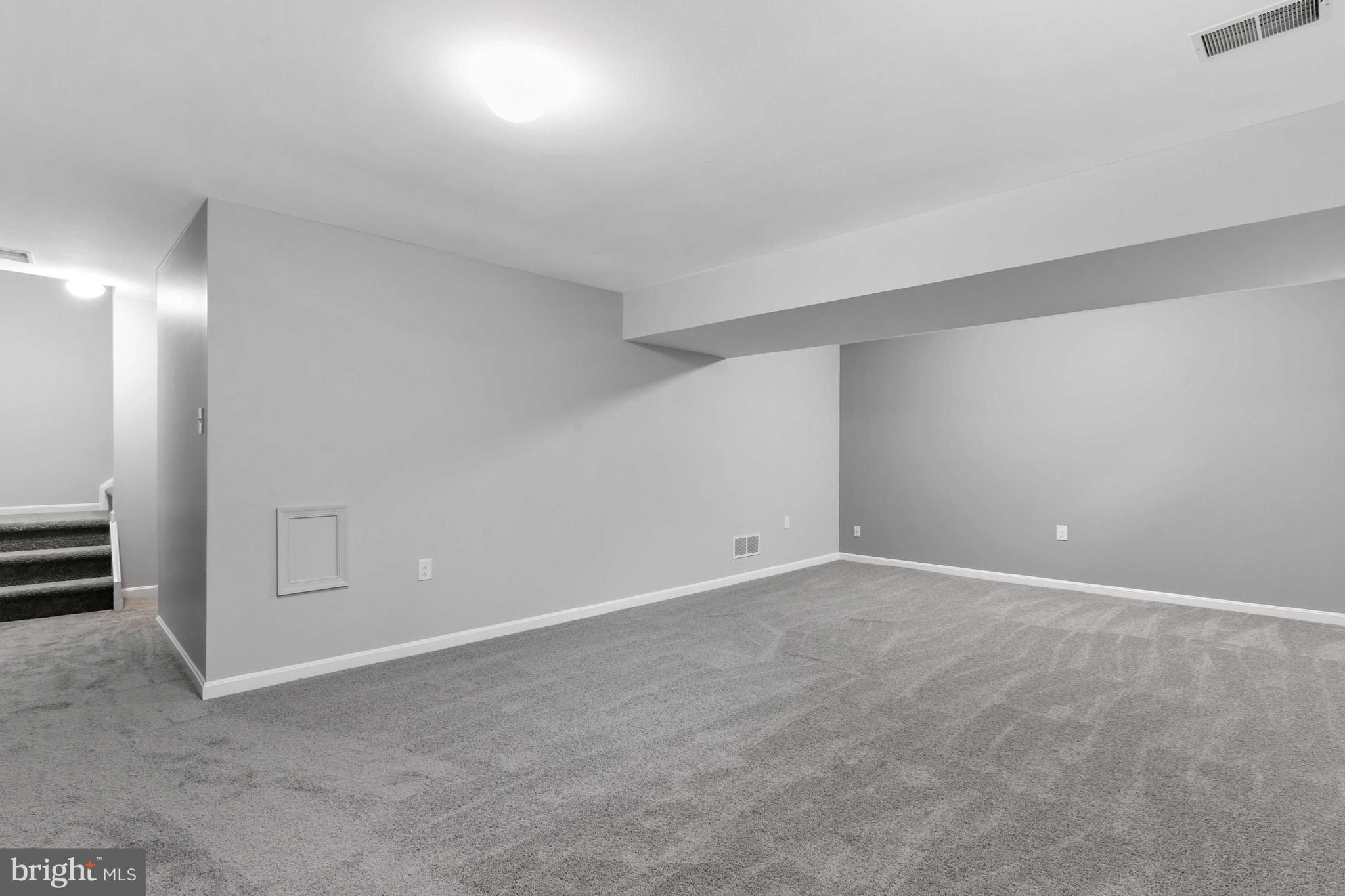 SILVER HILL FARM - Residential