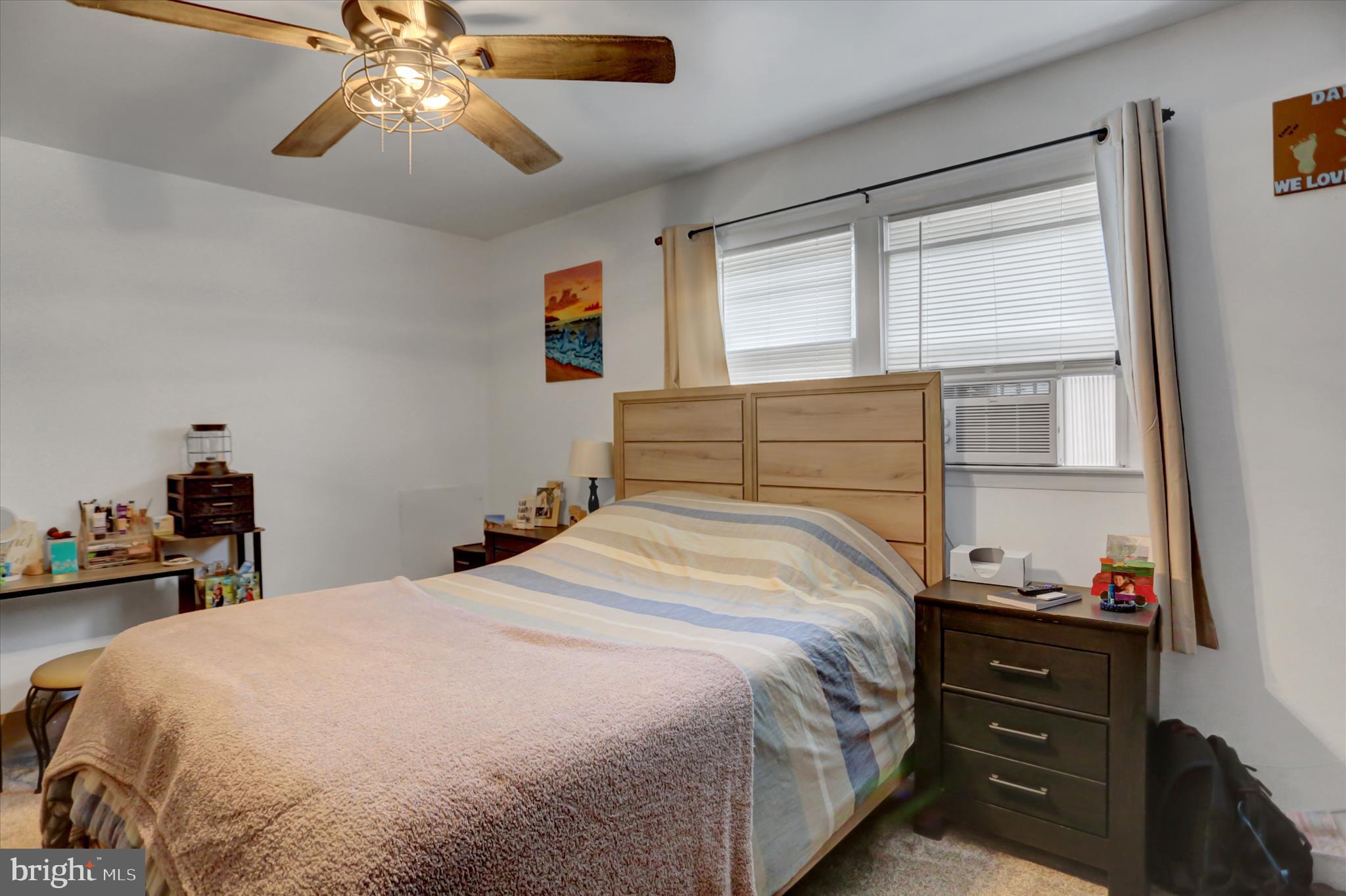 KENSINGTON HEIGHTS - Residential