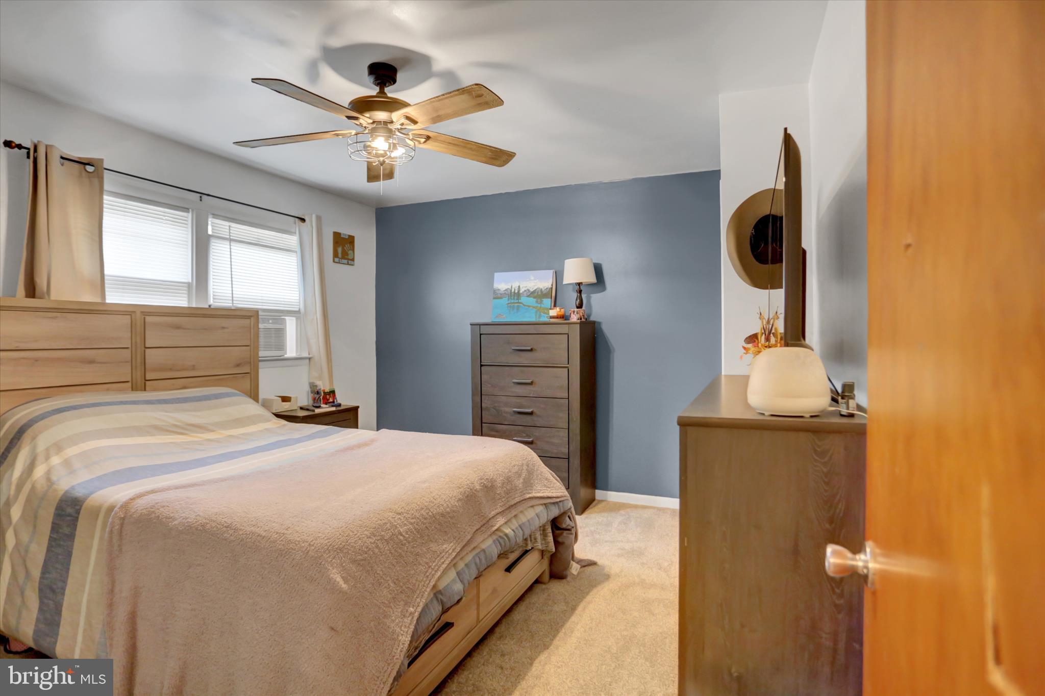 KENSINGTON HEIGHTS - Residential