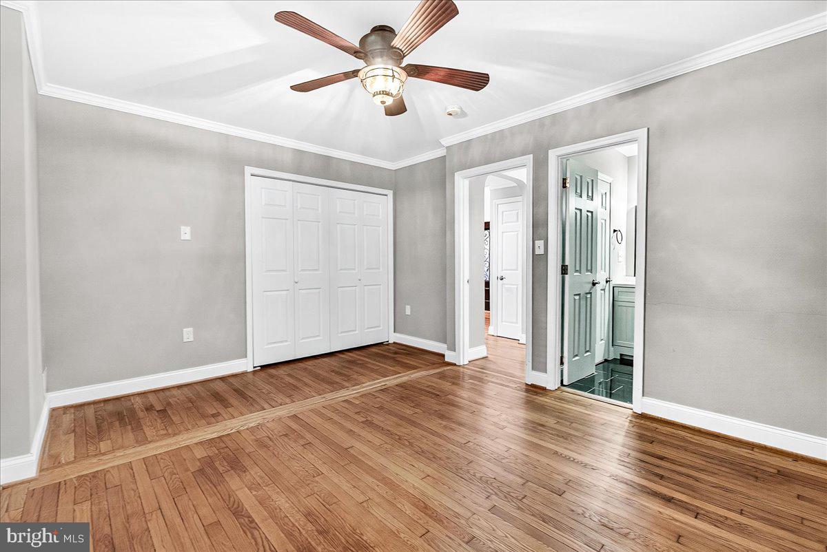 520 LEE PLACE