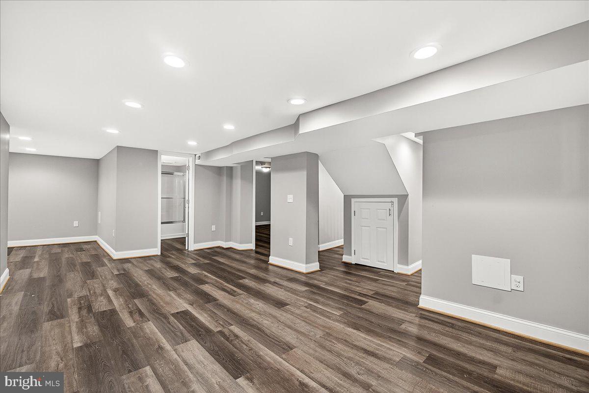 VILLA ESTATES - Residential