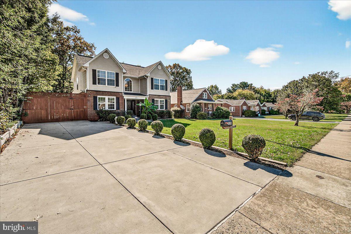 VILLA ESTATES - Residential