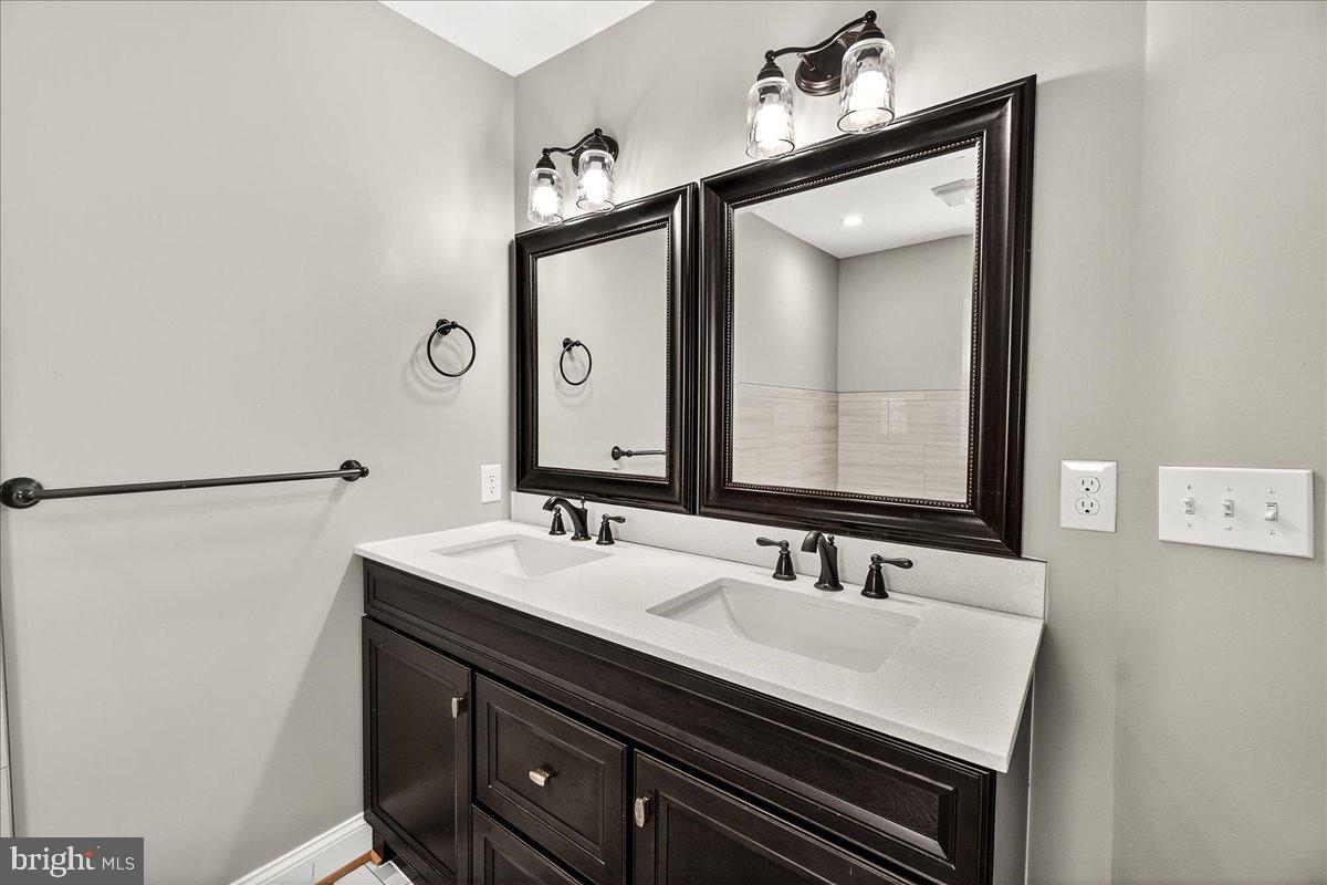 VILLA ESTATES - Residential