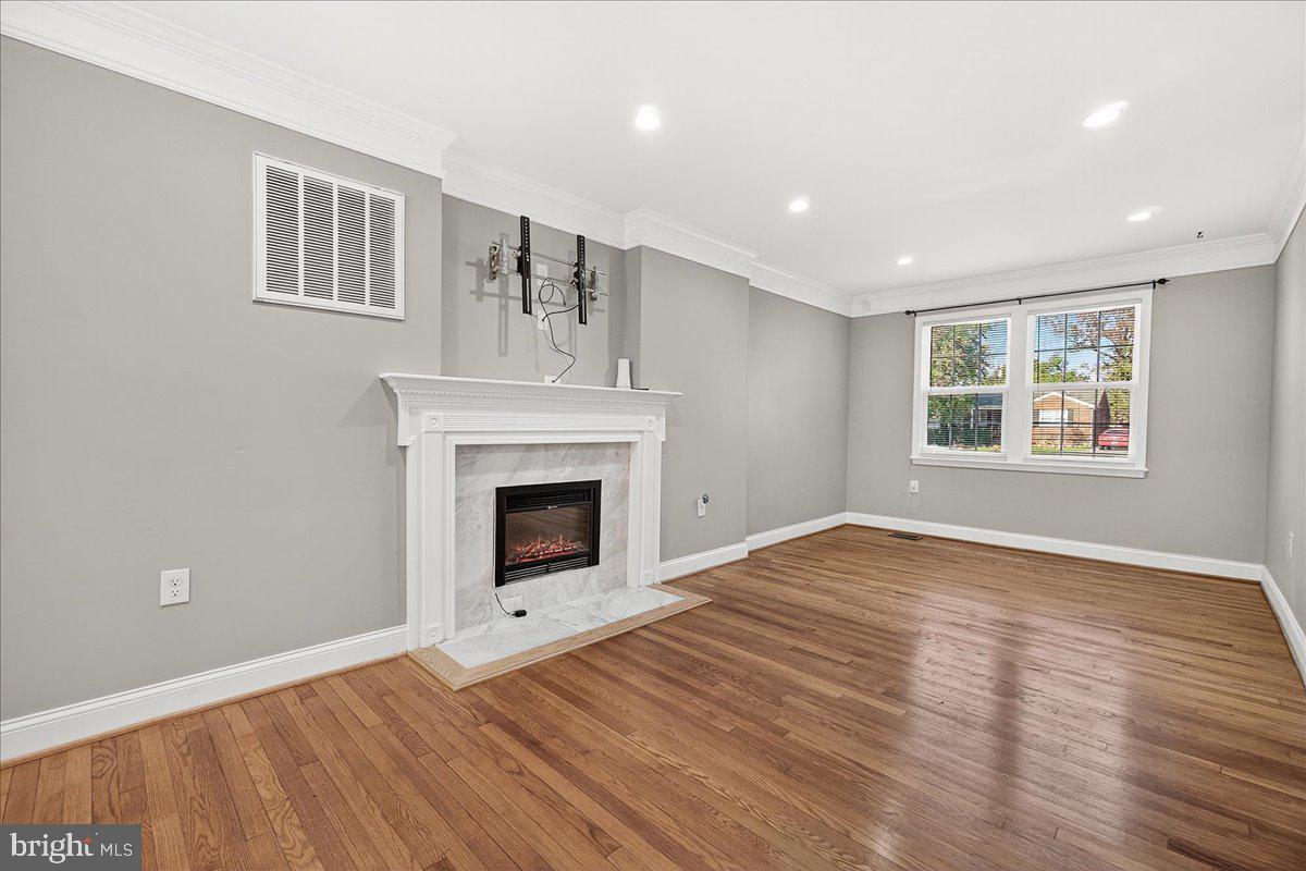 VILLA ESTATES - Residential