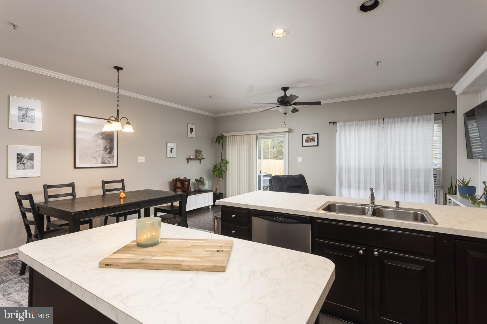 AUTUMN RUN - Residential