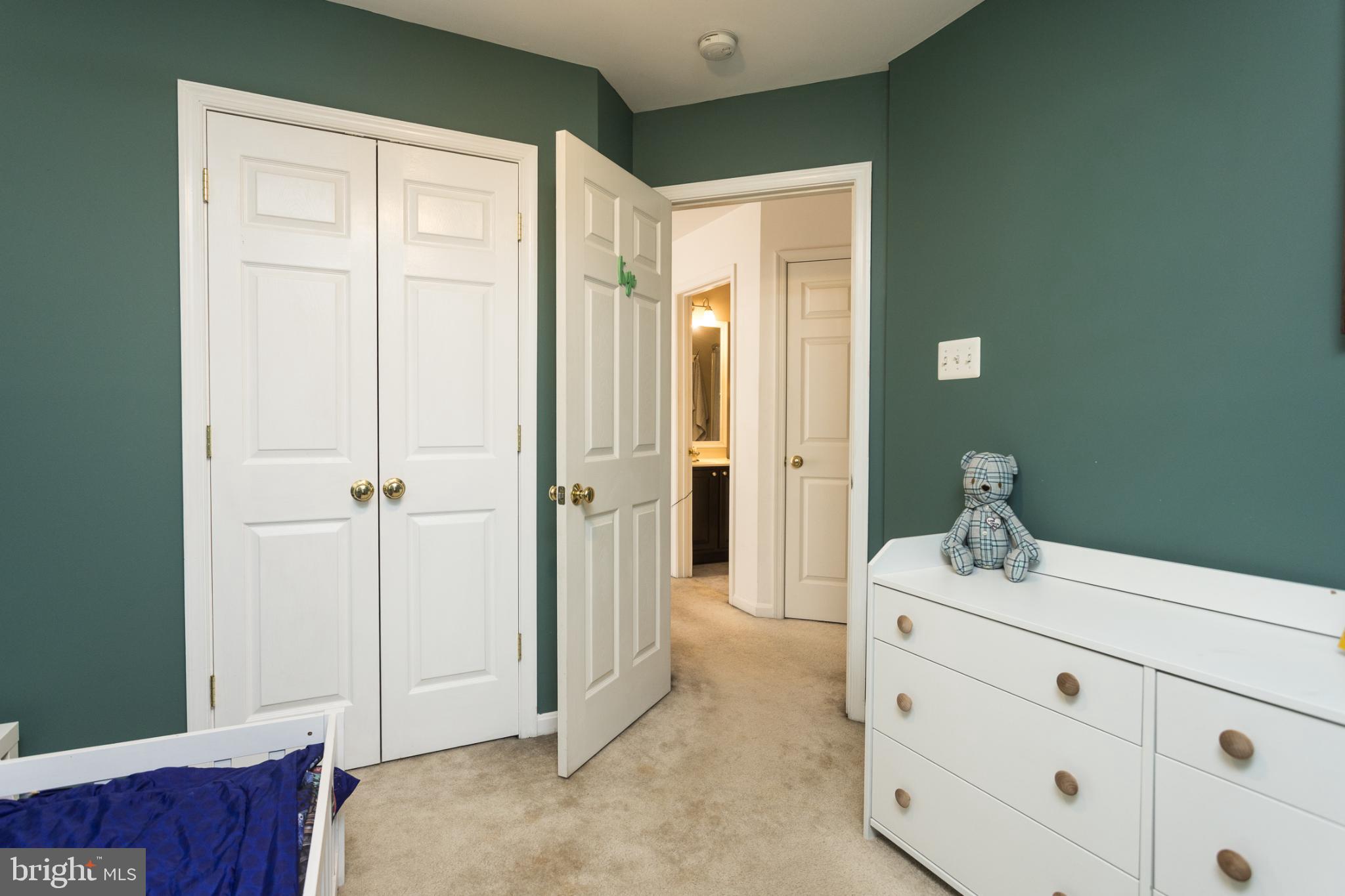 AUTUMN RUN - Residential