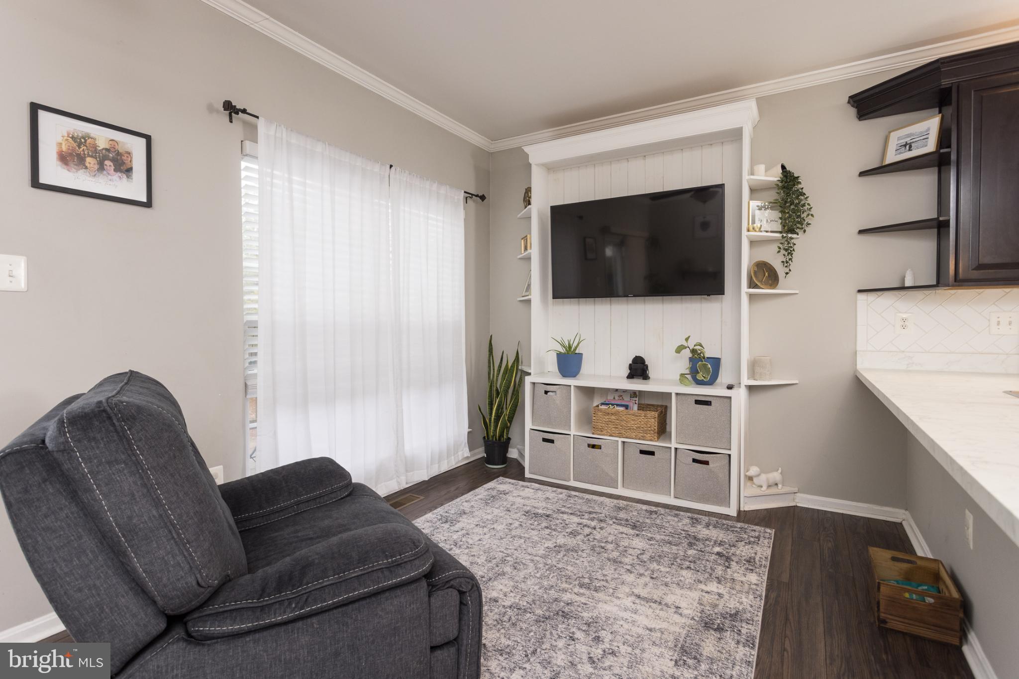 AUTUMN RUN - Residential