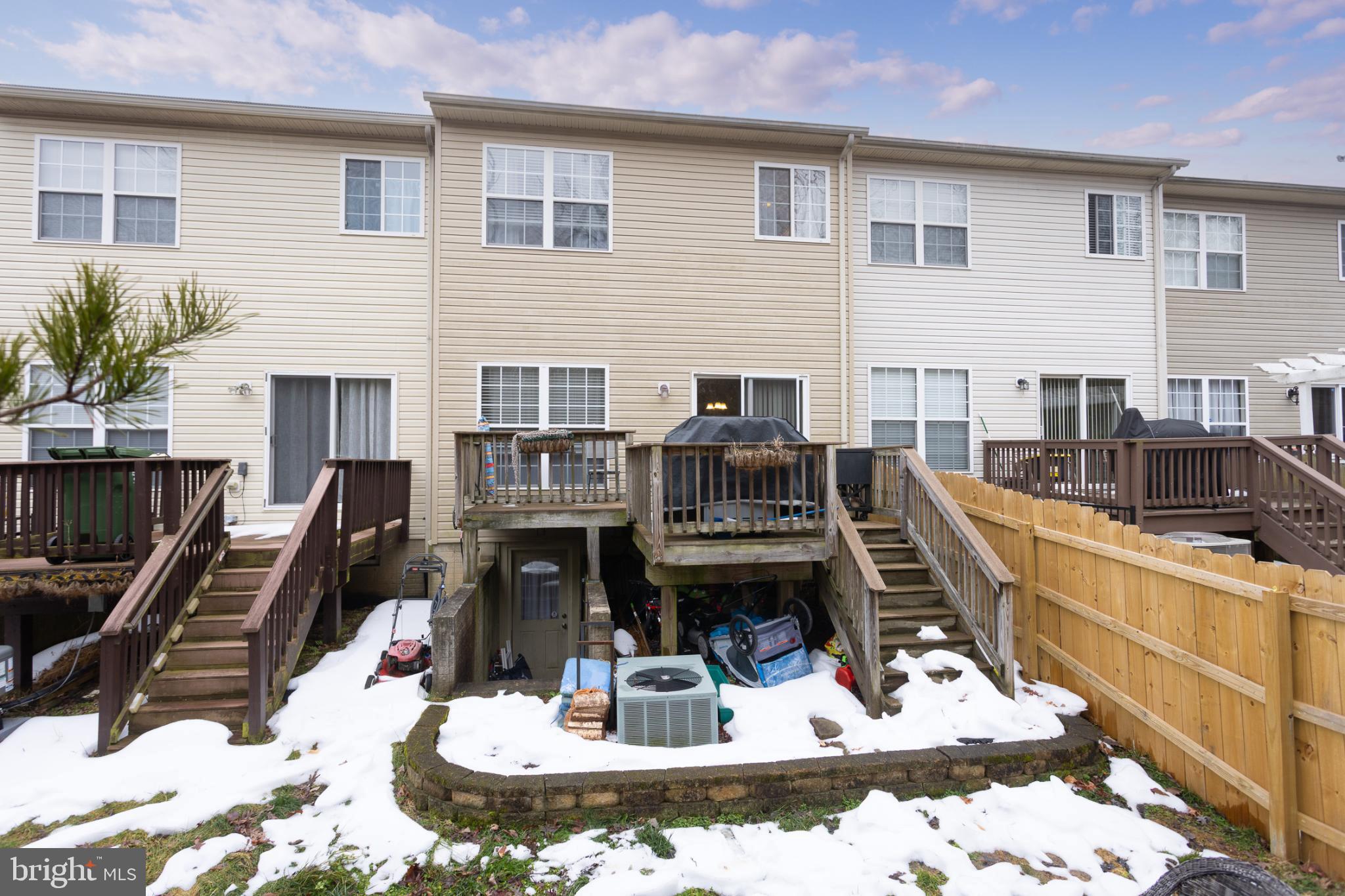 AUTUMN RUN - Residential