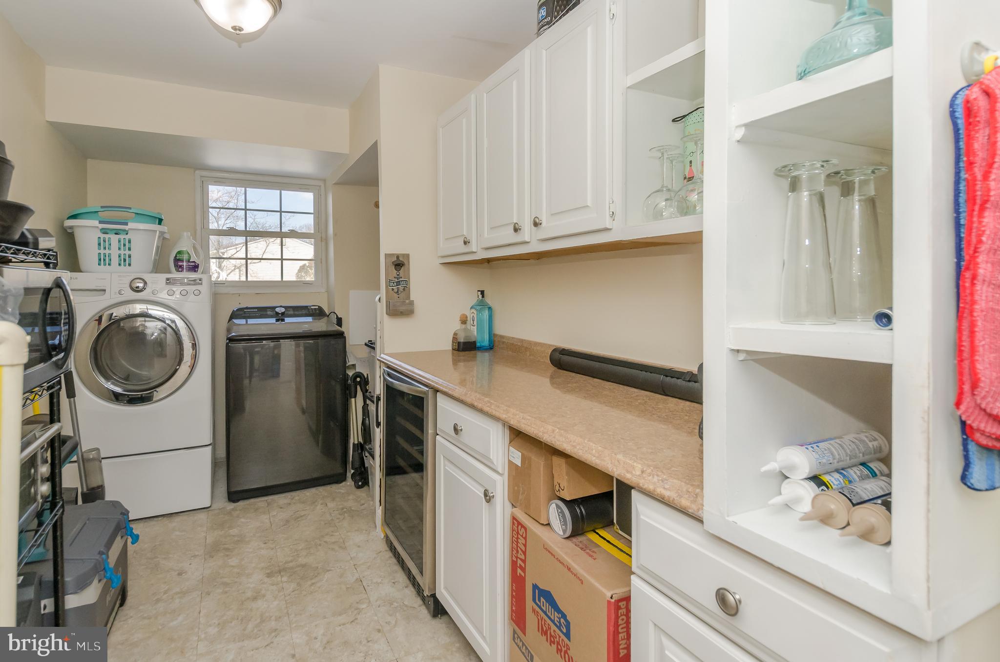 WILLIAMSTOWNE - Residential