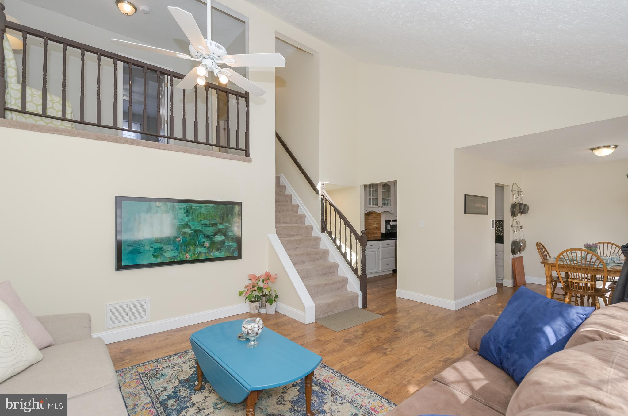 WILLIAMSTOWNE - Residential