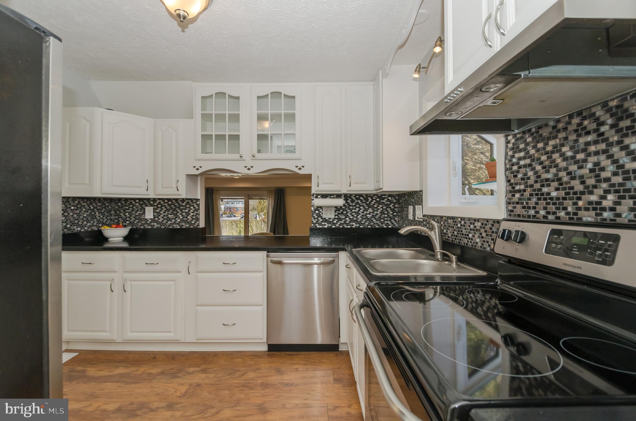 WILLIAMSTOWNE - Residential