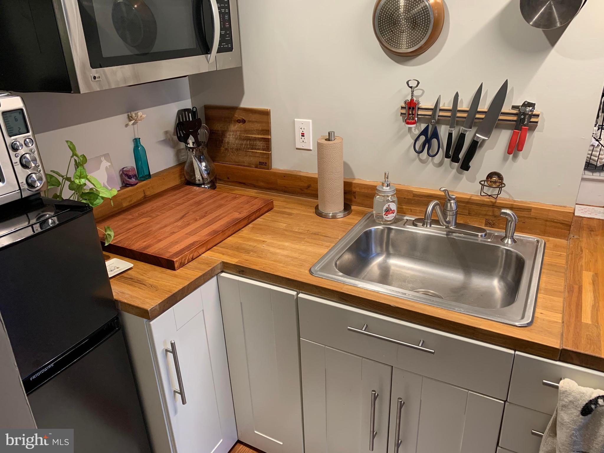 WILLIAMSTOWNE - Residential