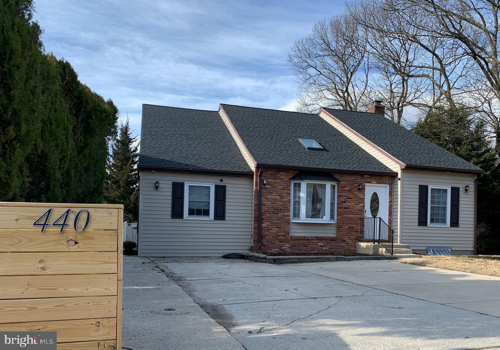 WILLIAMSTOWNE - Residential