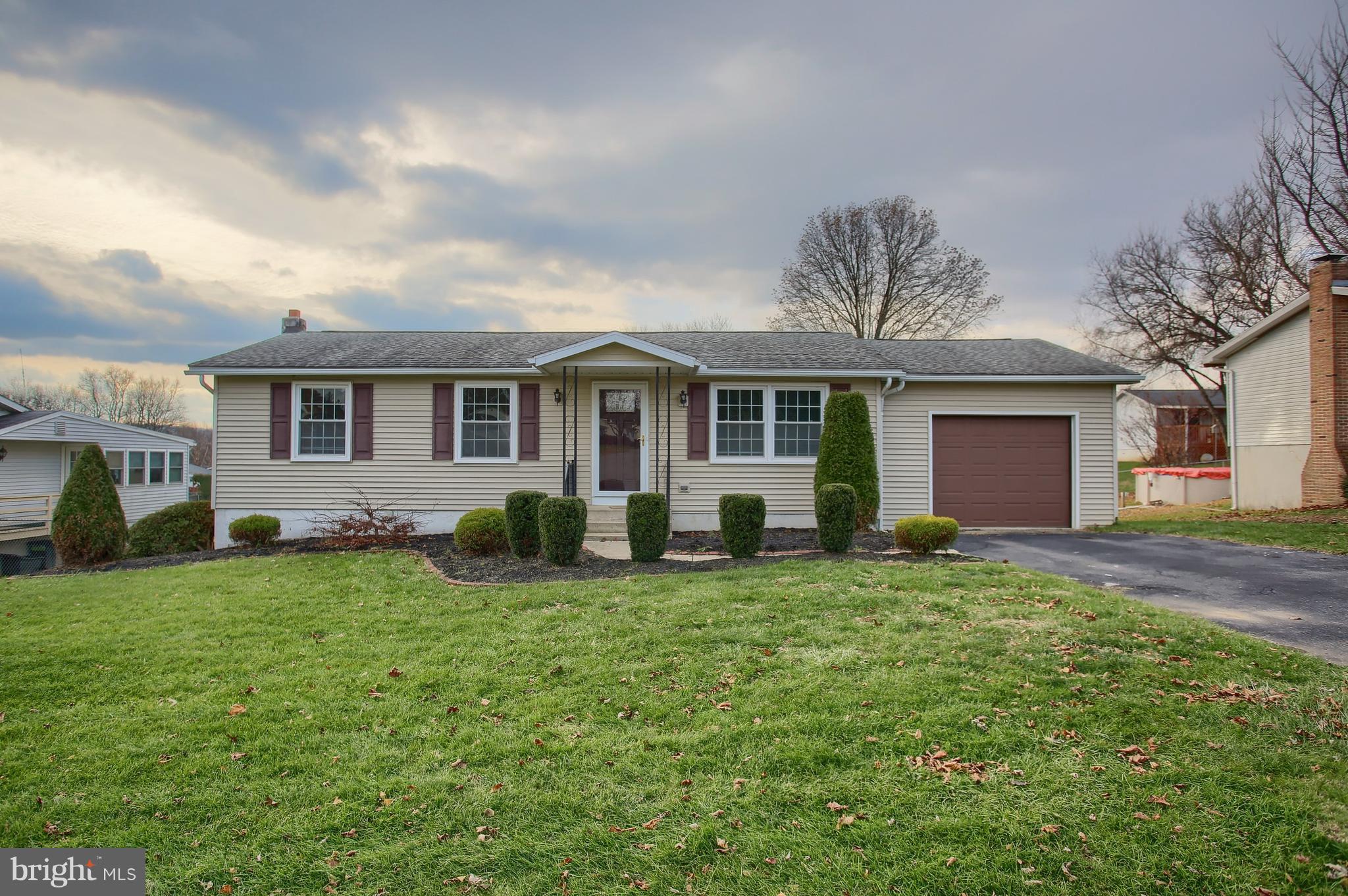 SPRING MEADOW - Residential