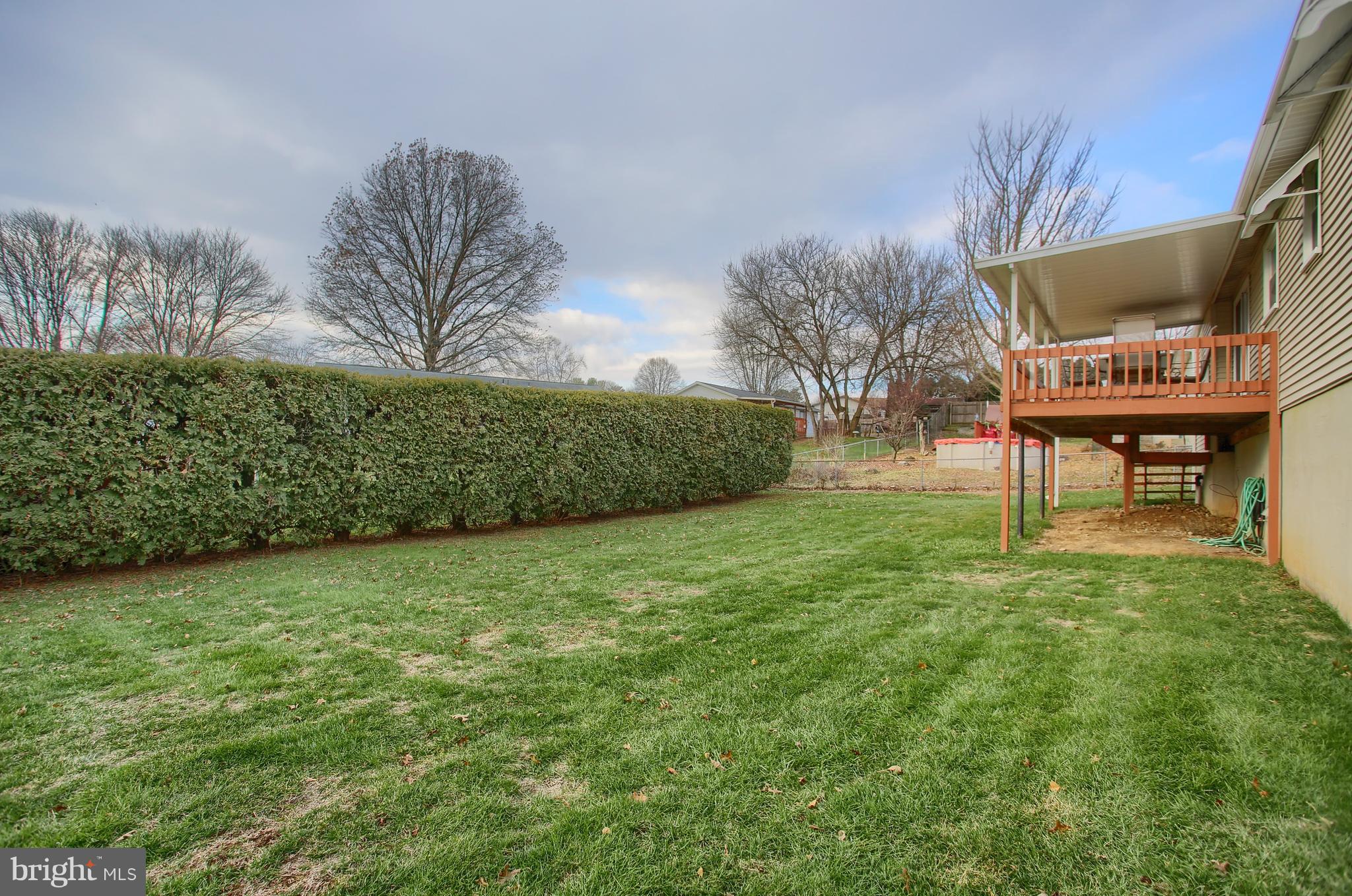 SPRING MEADOW - Residential