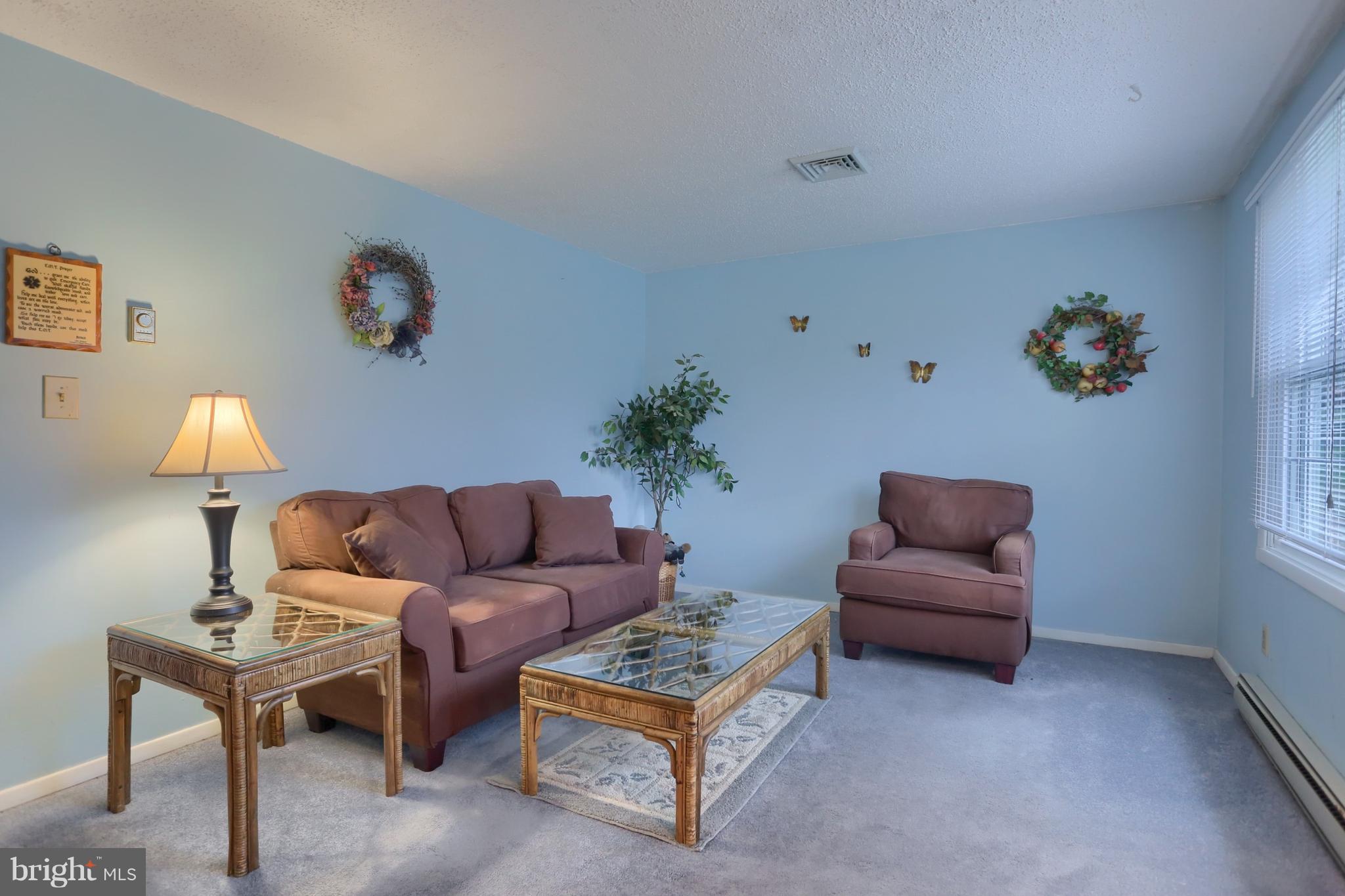 SPRING MEADOW - Residential