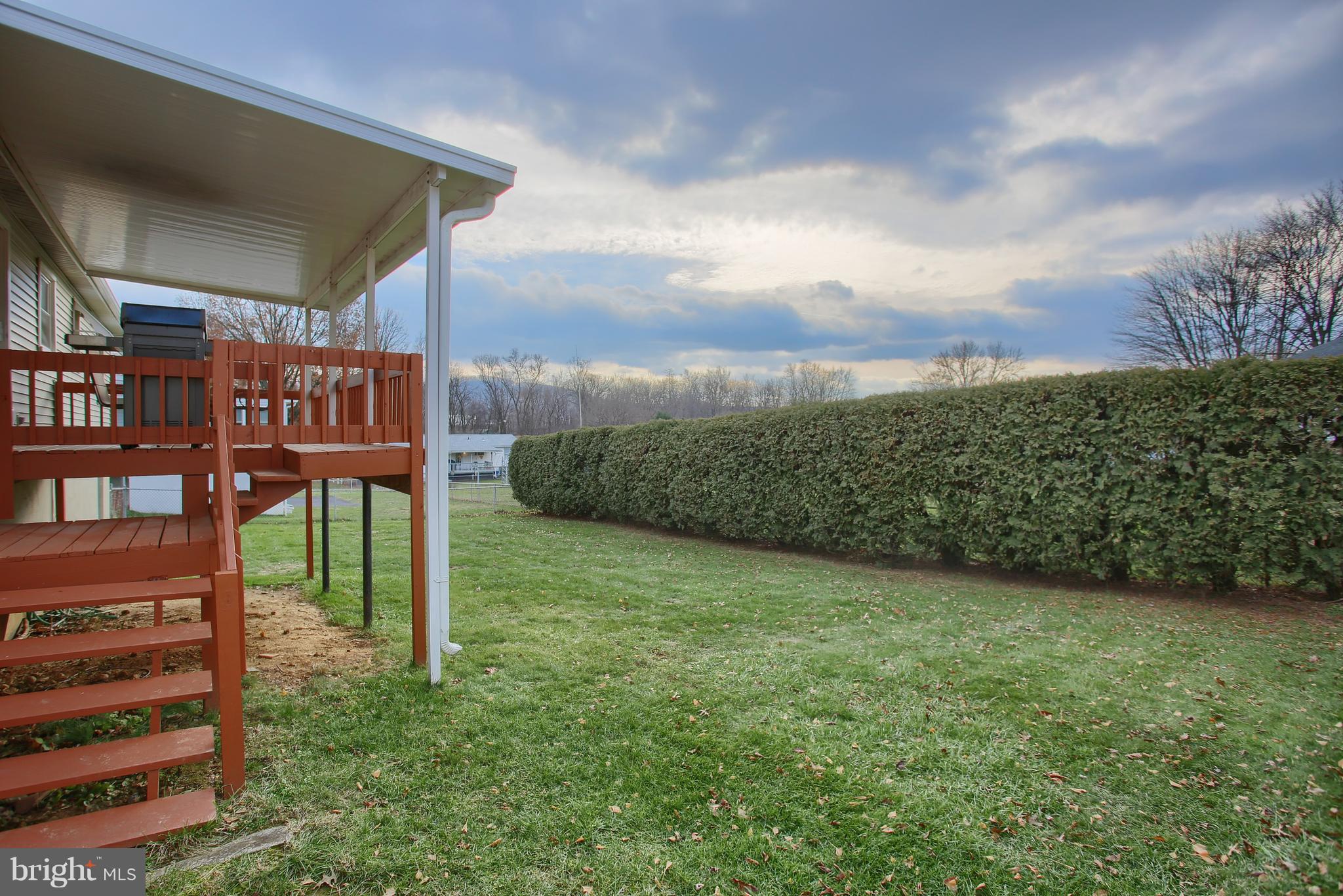 SPRING MEADOW - Residential