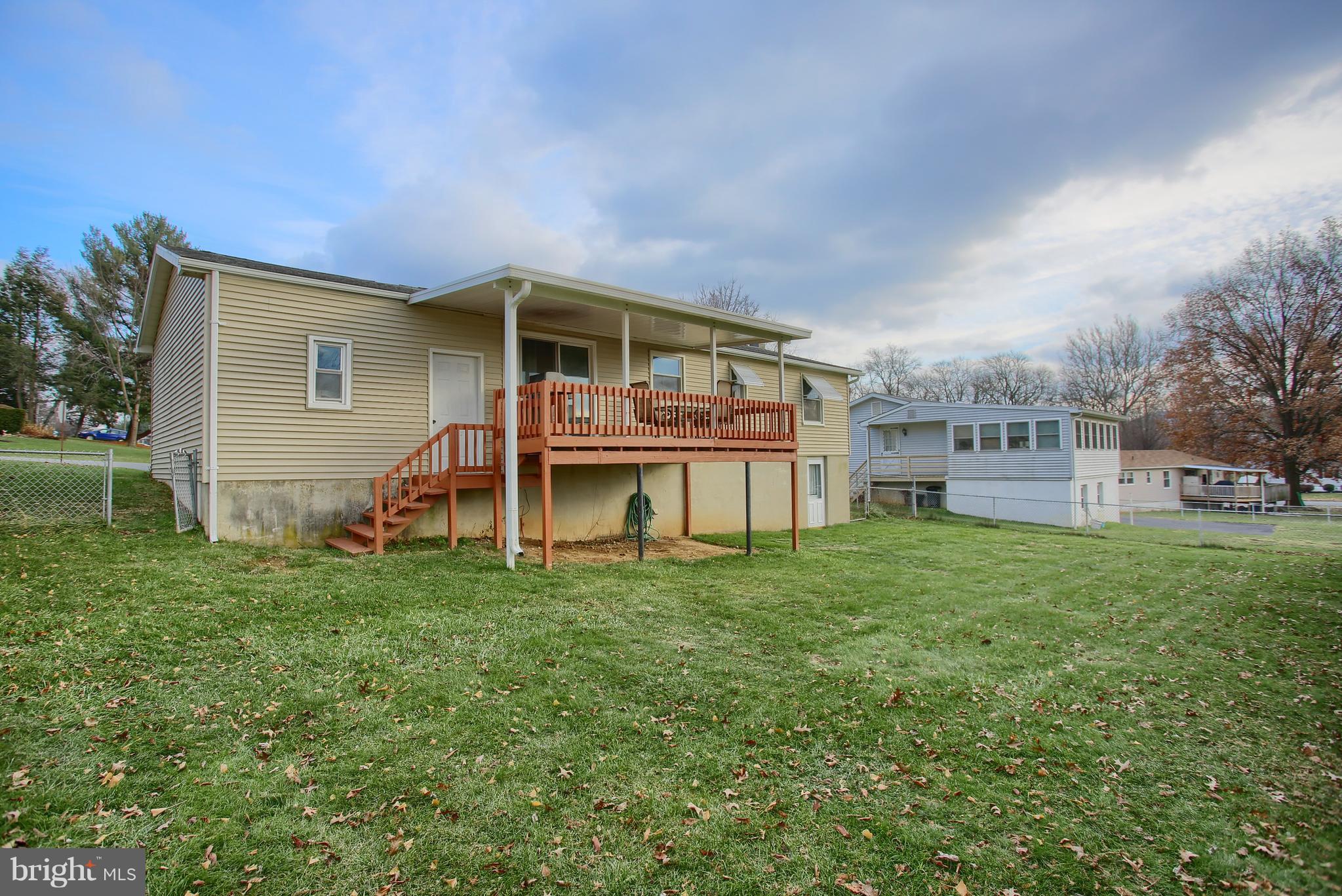 SPRING MEADOW - Residential