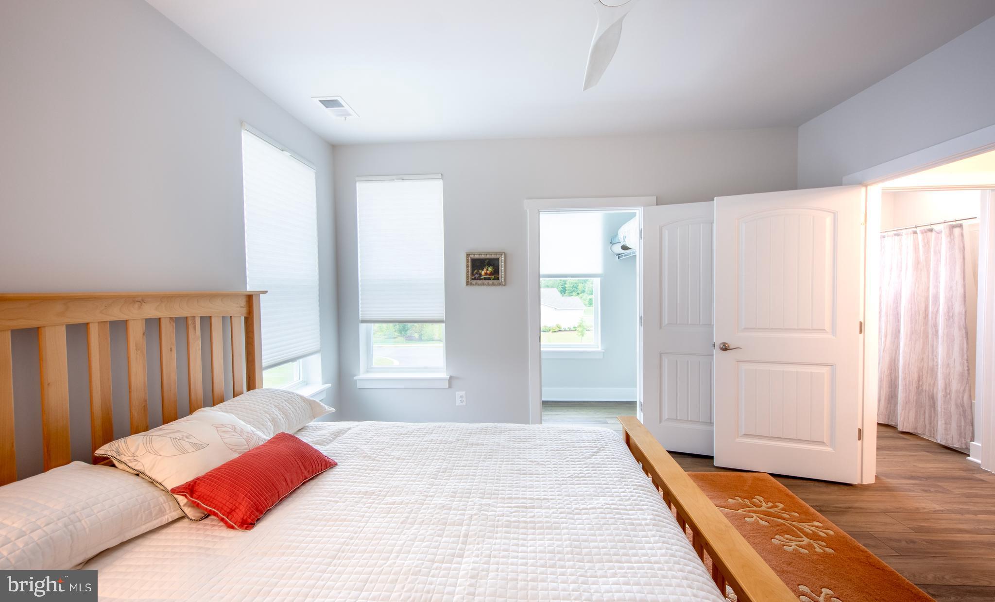 FOUR SEASONS AT KENT ISLAND - Residential