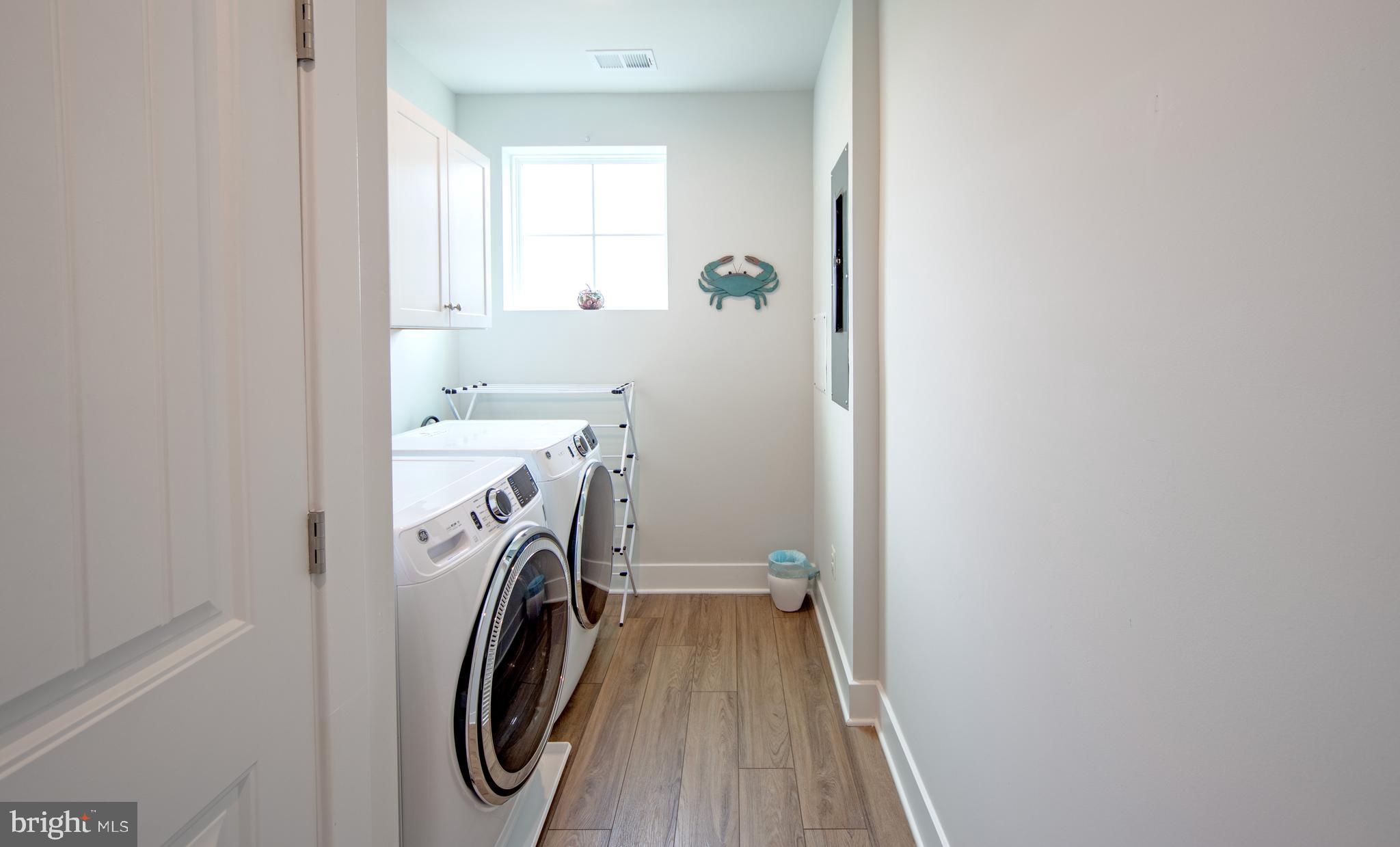 FOUR SEASONS AT KENT ISLAND - Residential