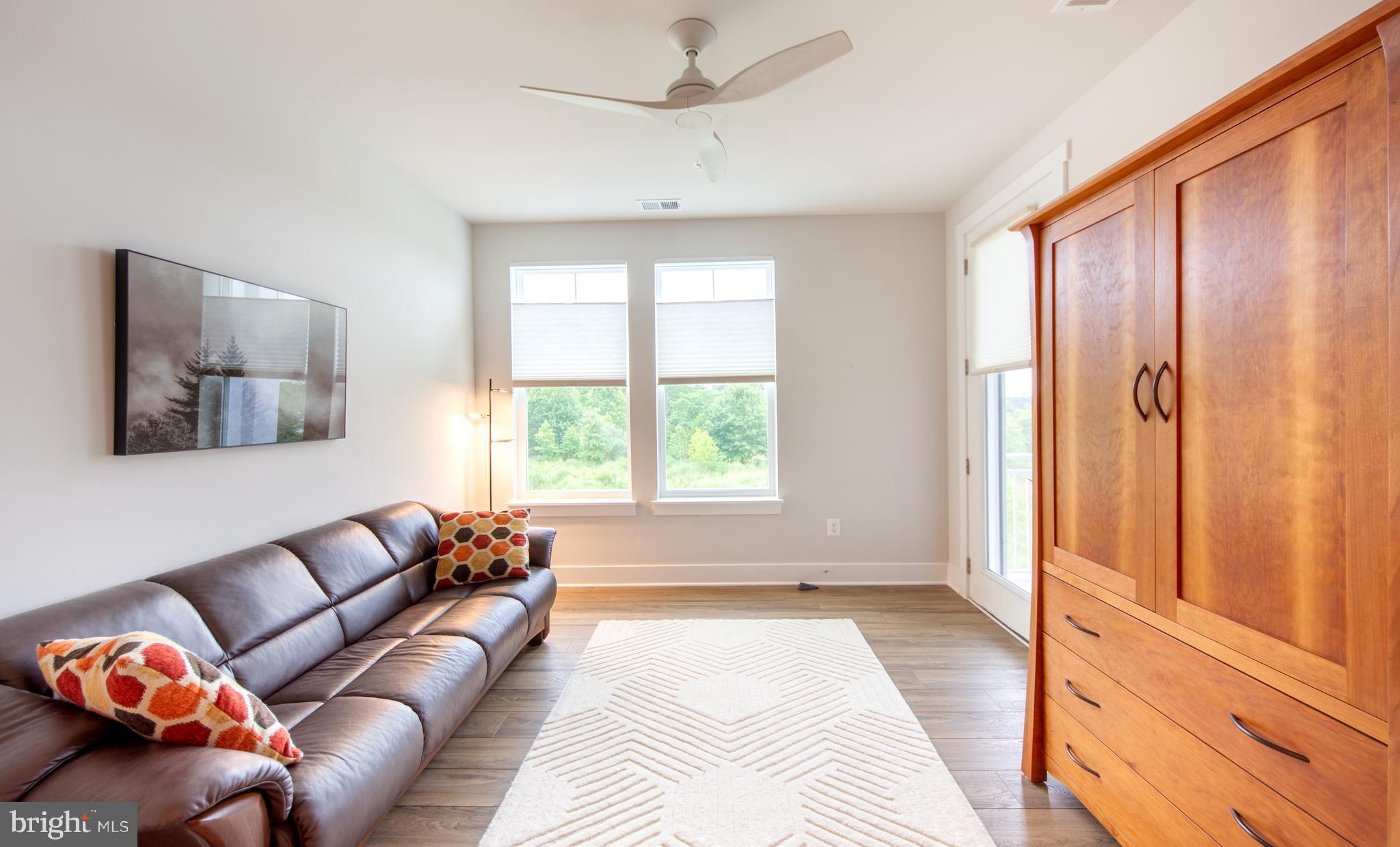 FOUR SEASONS AT KENT ISLAND - Residential