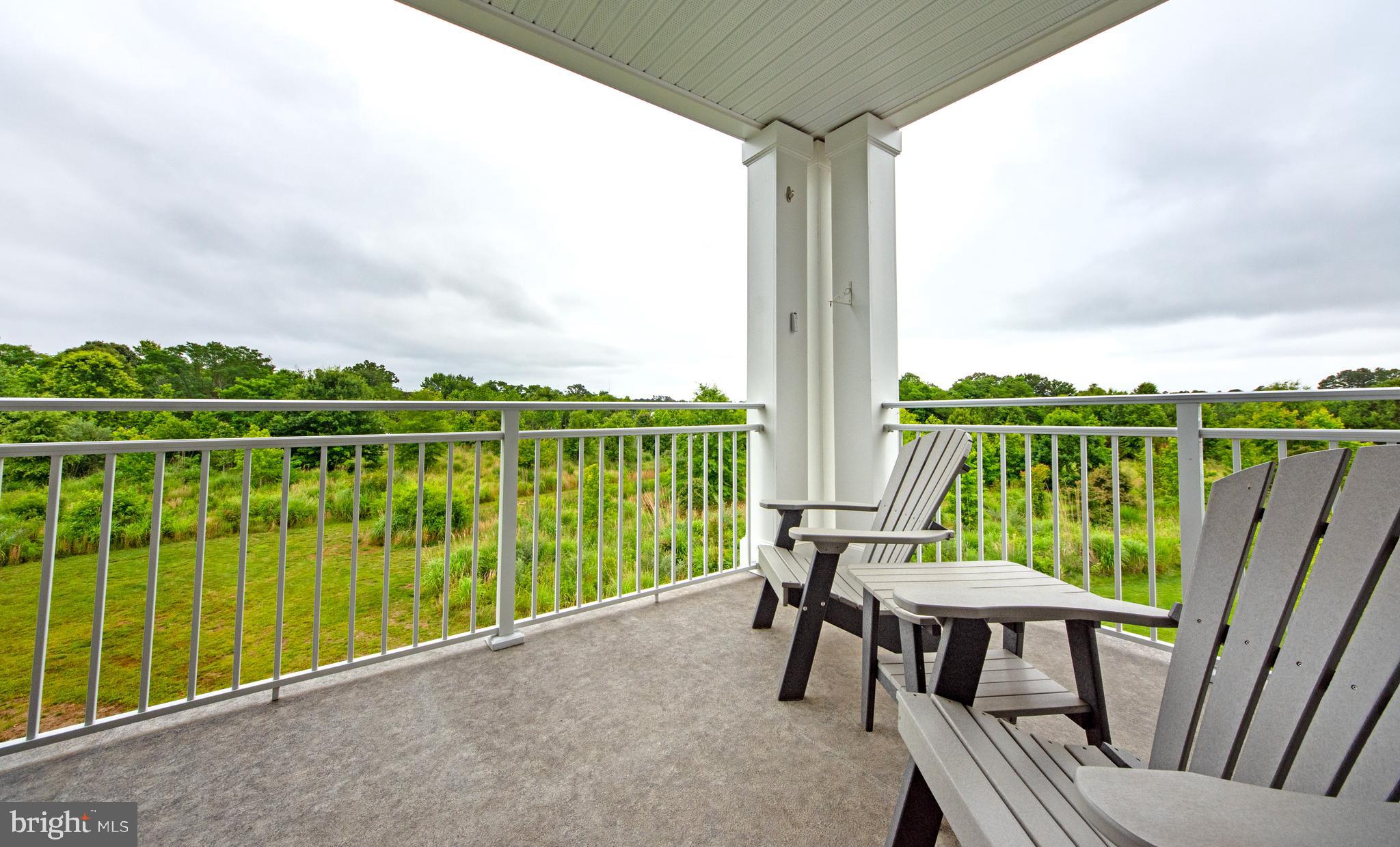 FOUR SEASONS AT KENT ISLAND - Residential