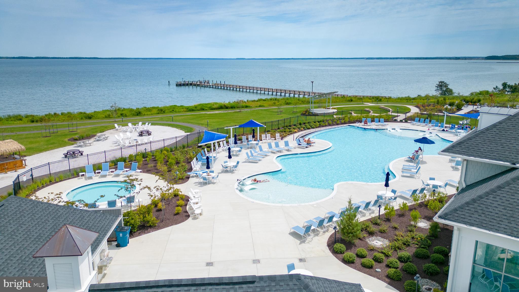 FOUR SEASONS AT KENT ISLAND - Residential