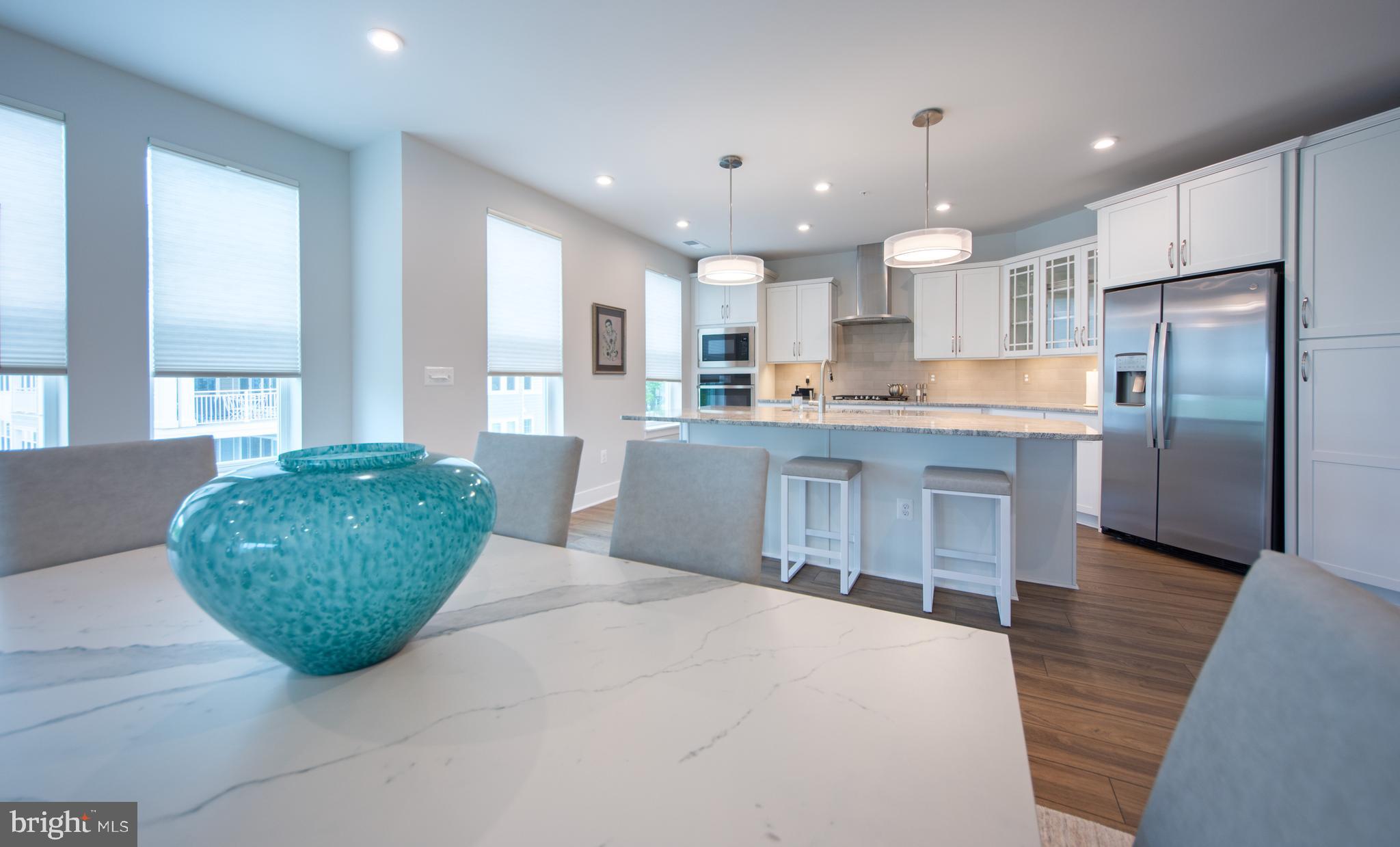 FOUR SEASONS AT KENT ISLAND - Residential