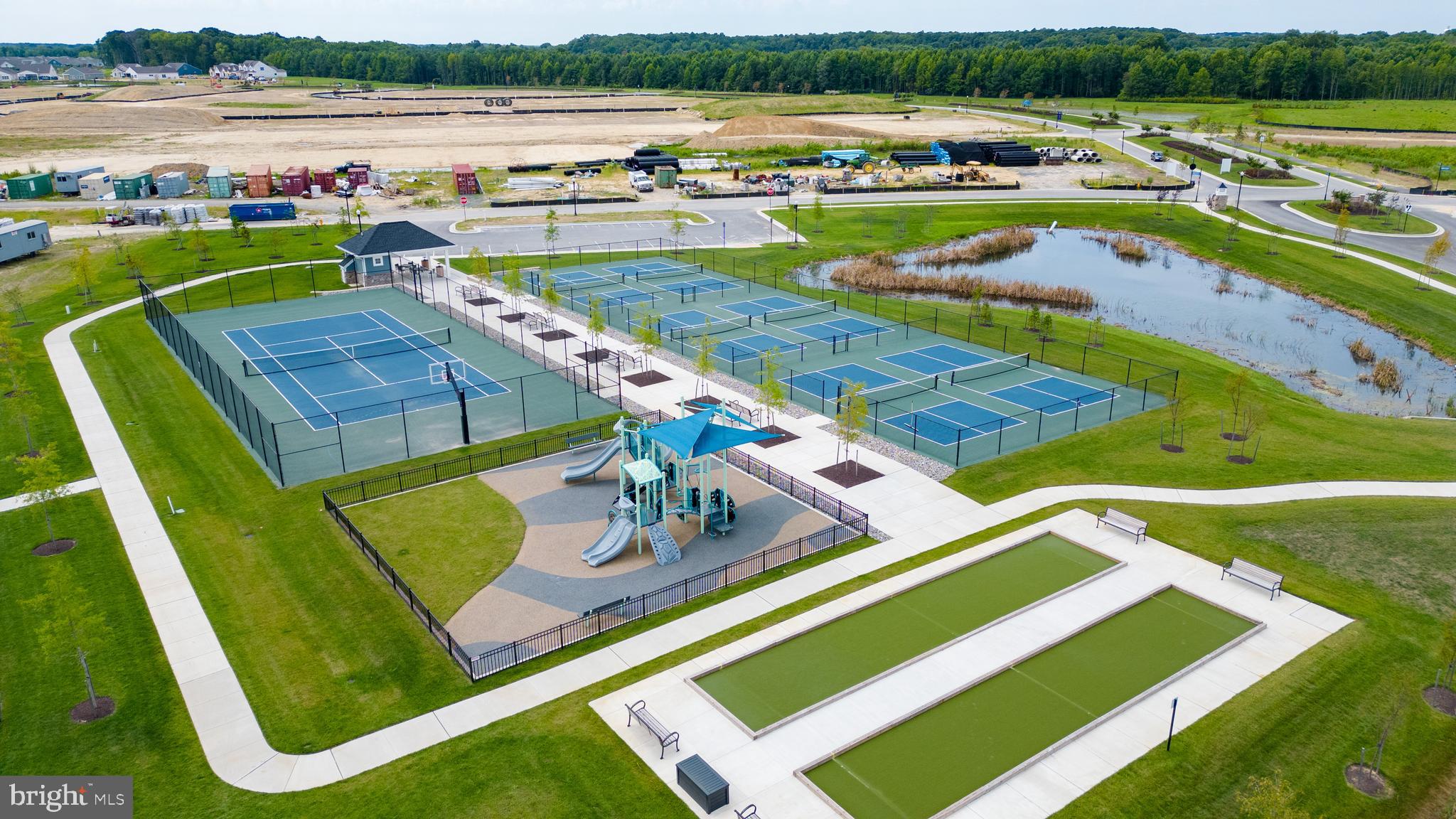 FOUR SEASONS AT KENT ISLAND - Residential